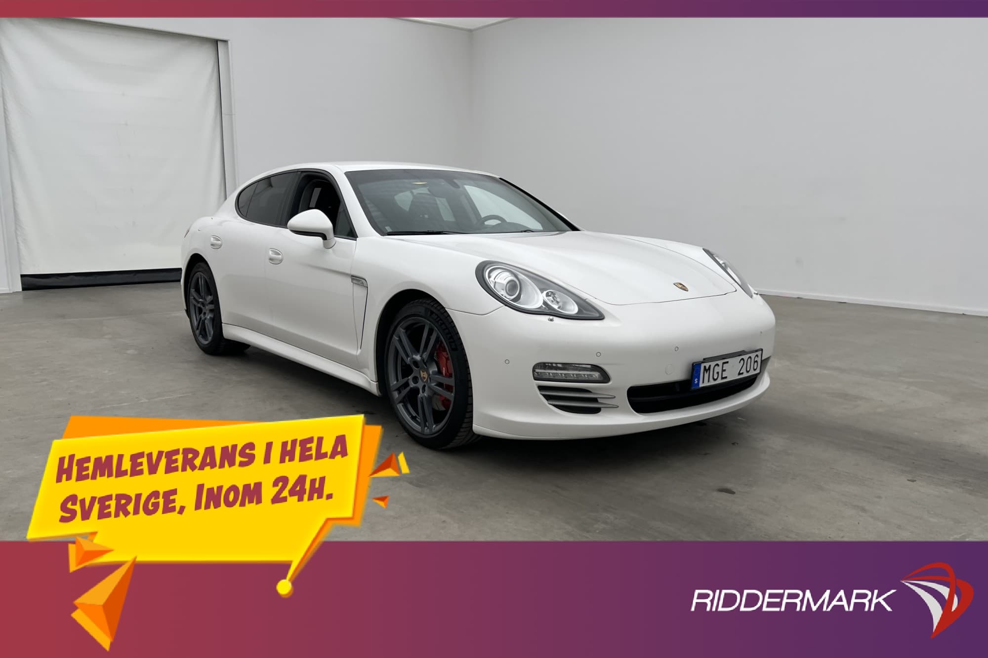 Porsche Panamera 4 300hk Sport Chrono PASM Navi Skinn Drag