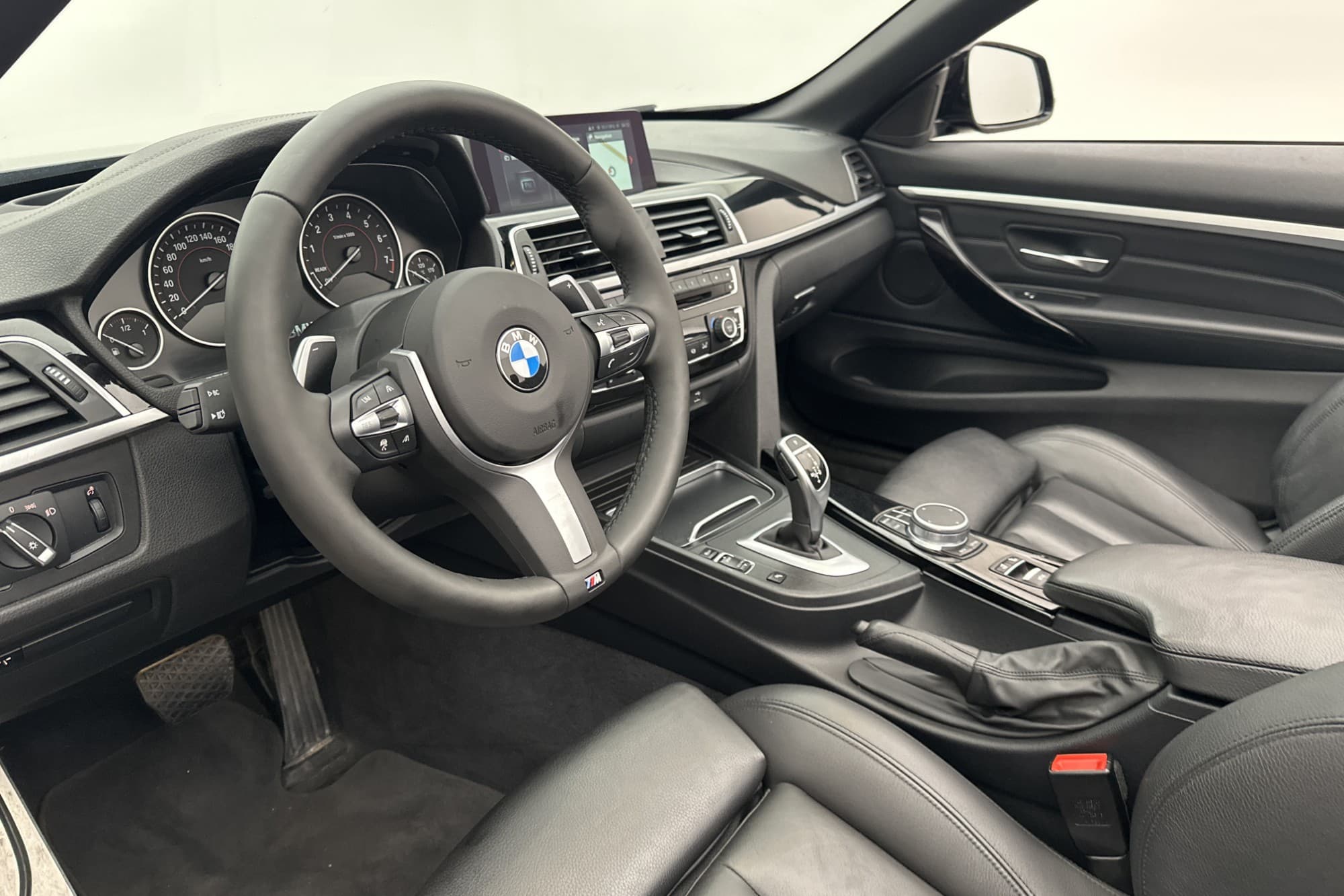 BMW 430 i Convertible 252hk M Sport HiFi Värm HUD Skinn Navi