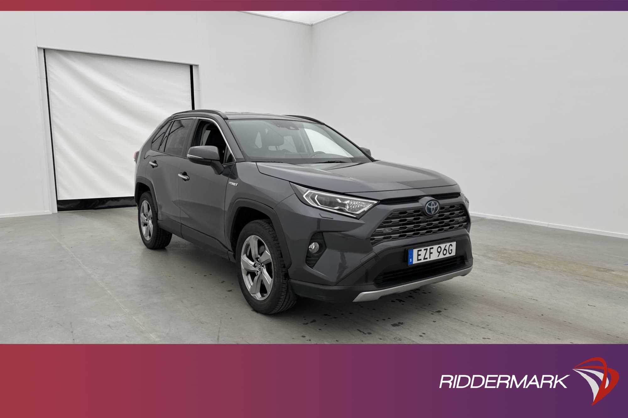 Toyota RAV4 Hybrid AWD 222hk