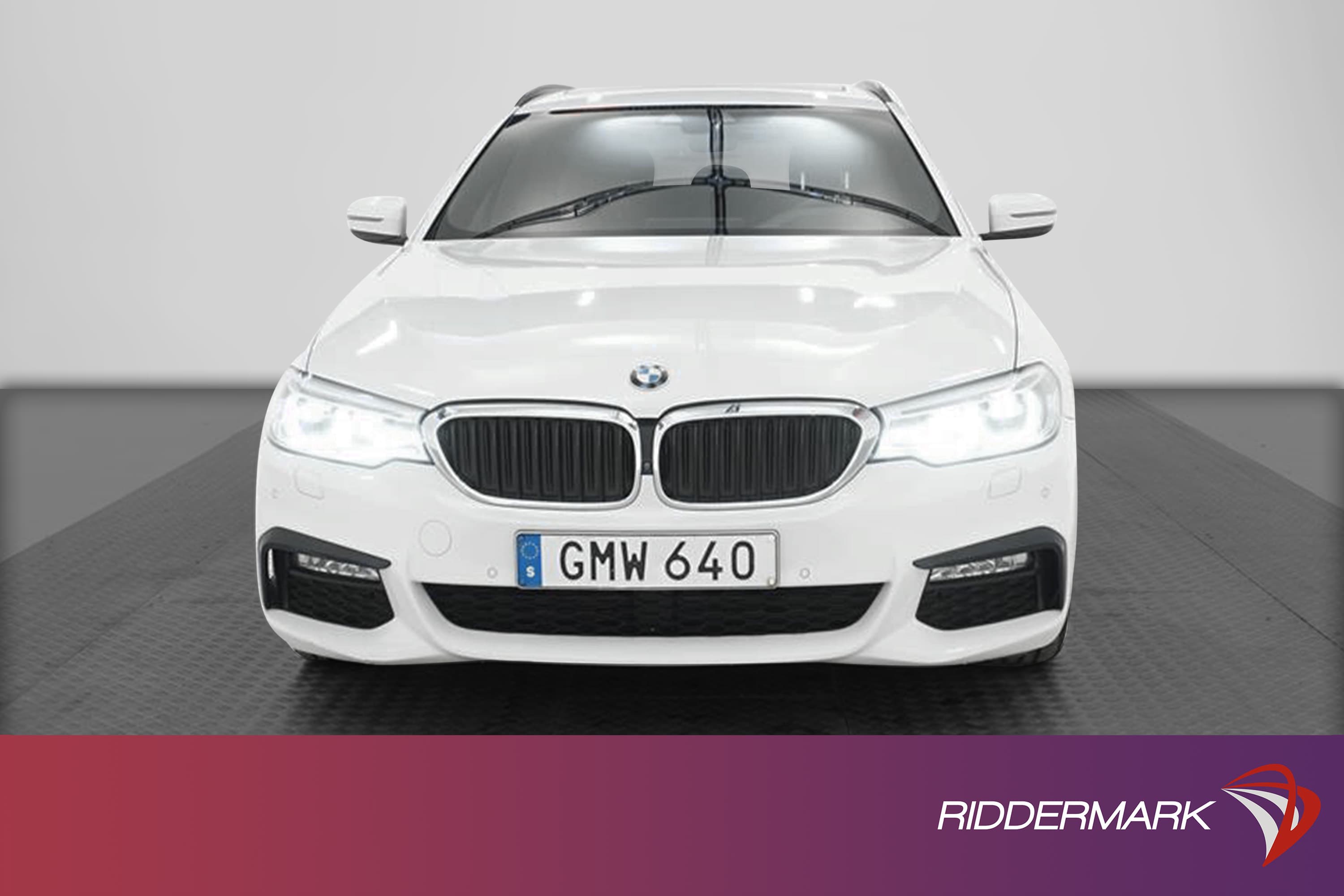 BMW 530d xDrive M Sport Innovation H/K Värmare 360°Kam Pano