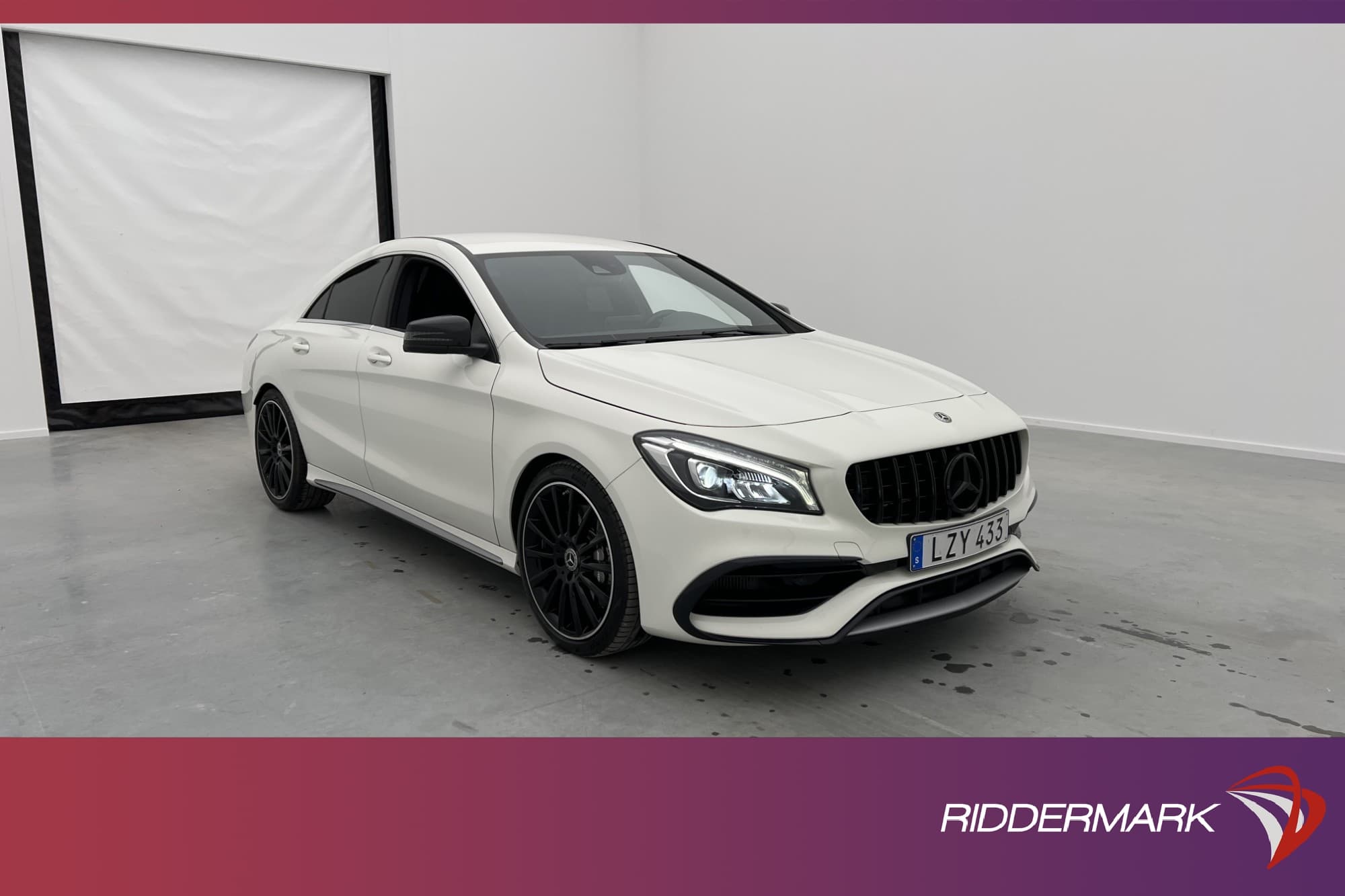 Mercedes-Benz CLA 45 AMG 4MATIC Coupé 381hk