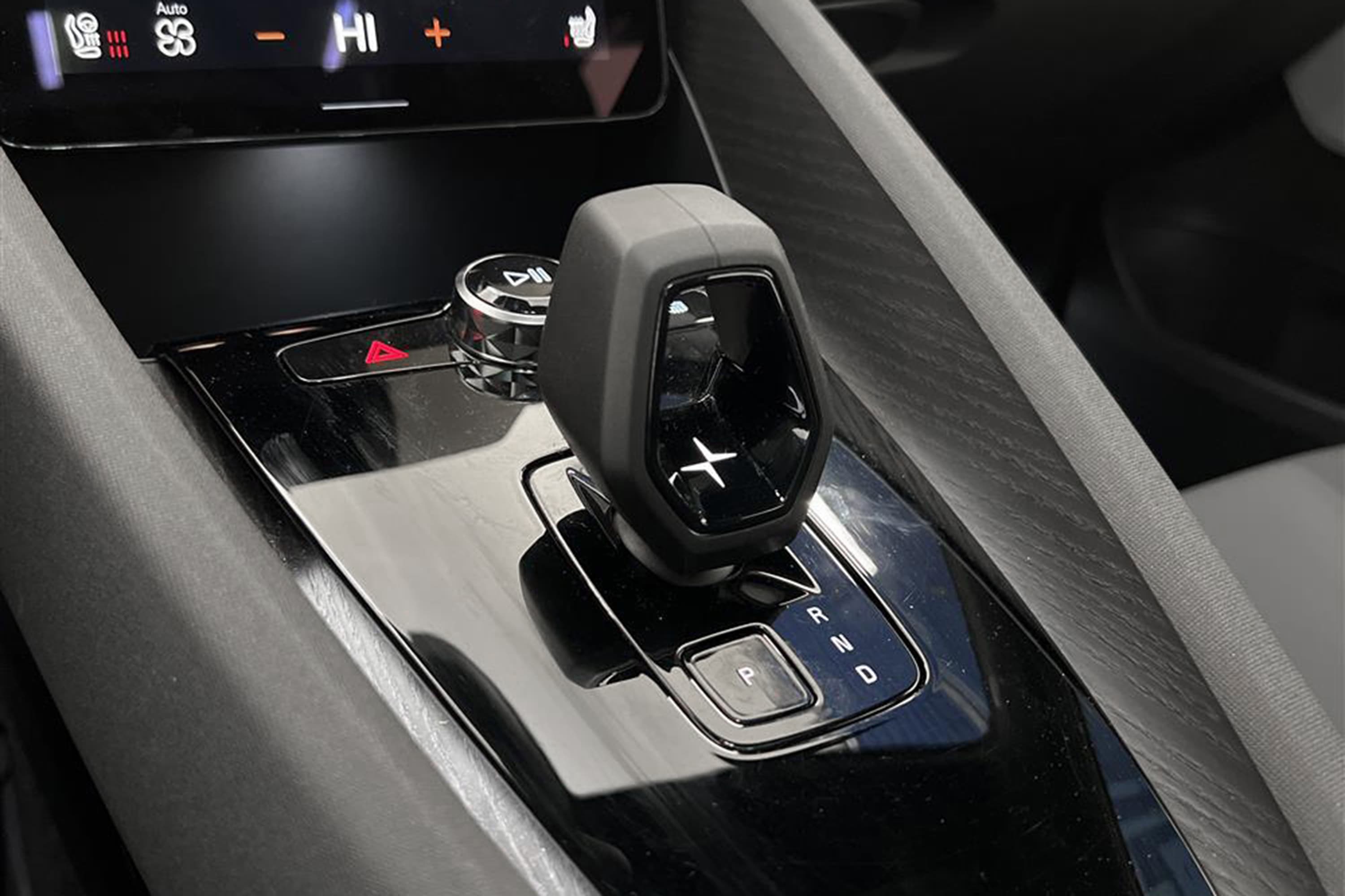 Polestar 2 Long Range AWD 408hk Performance P-Värm Pano 360°