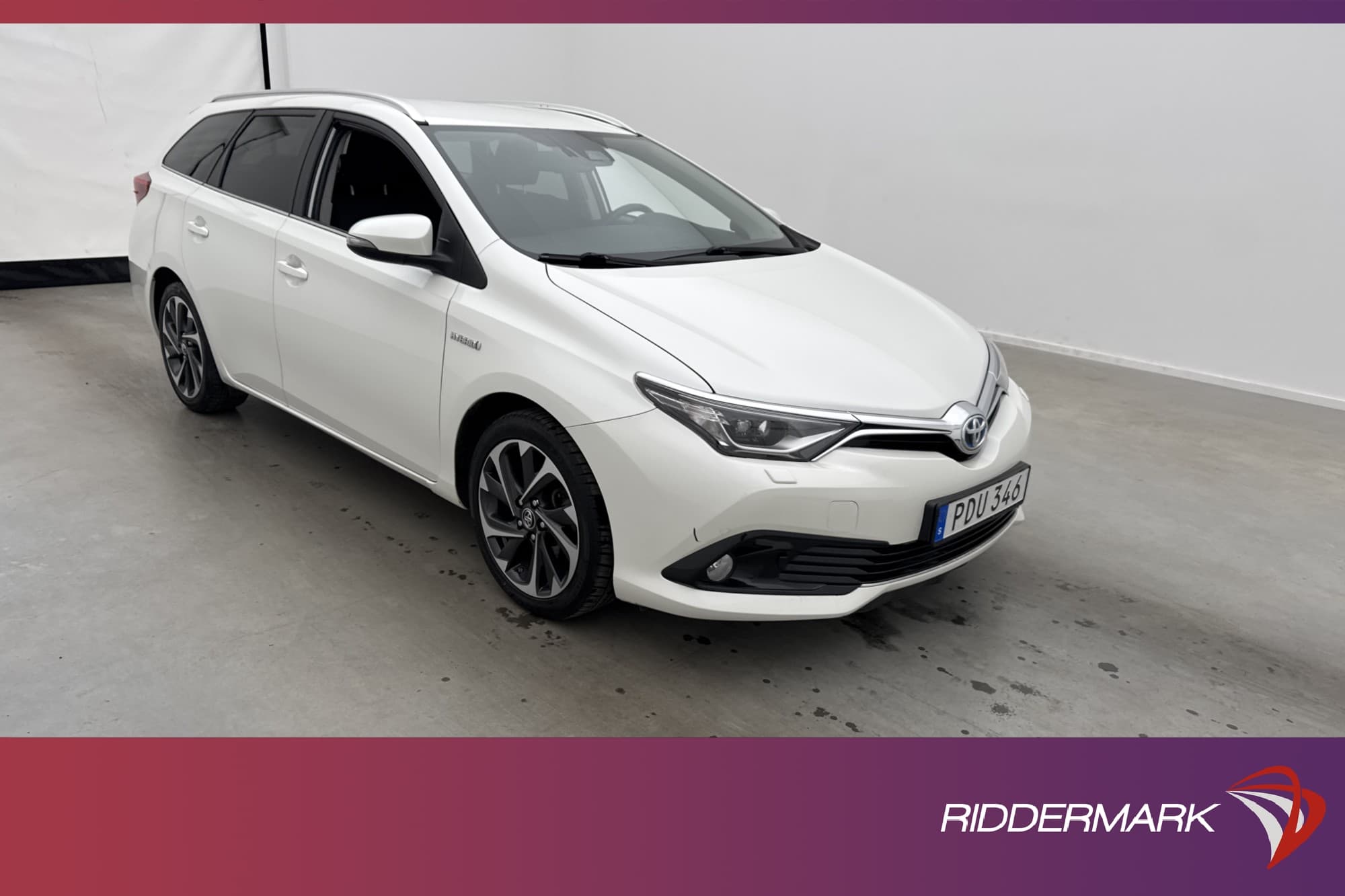 Toyota Auris Touring Sports Hybrid 136hk