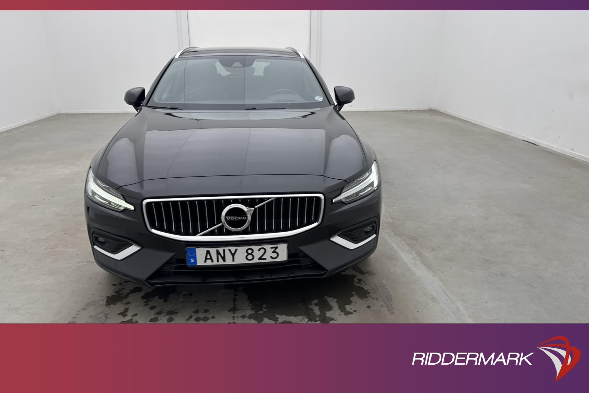 Volvo V60 D4 AWD  190hk Inscription VOC D-Värm Drag HUD BLIS