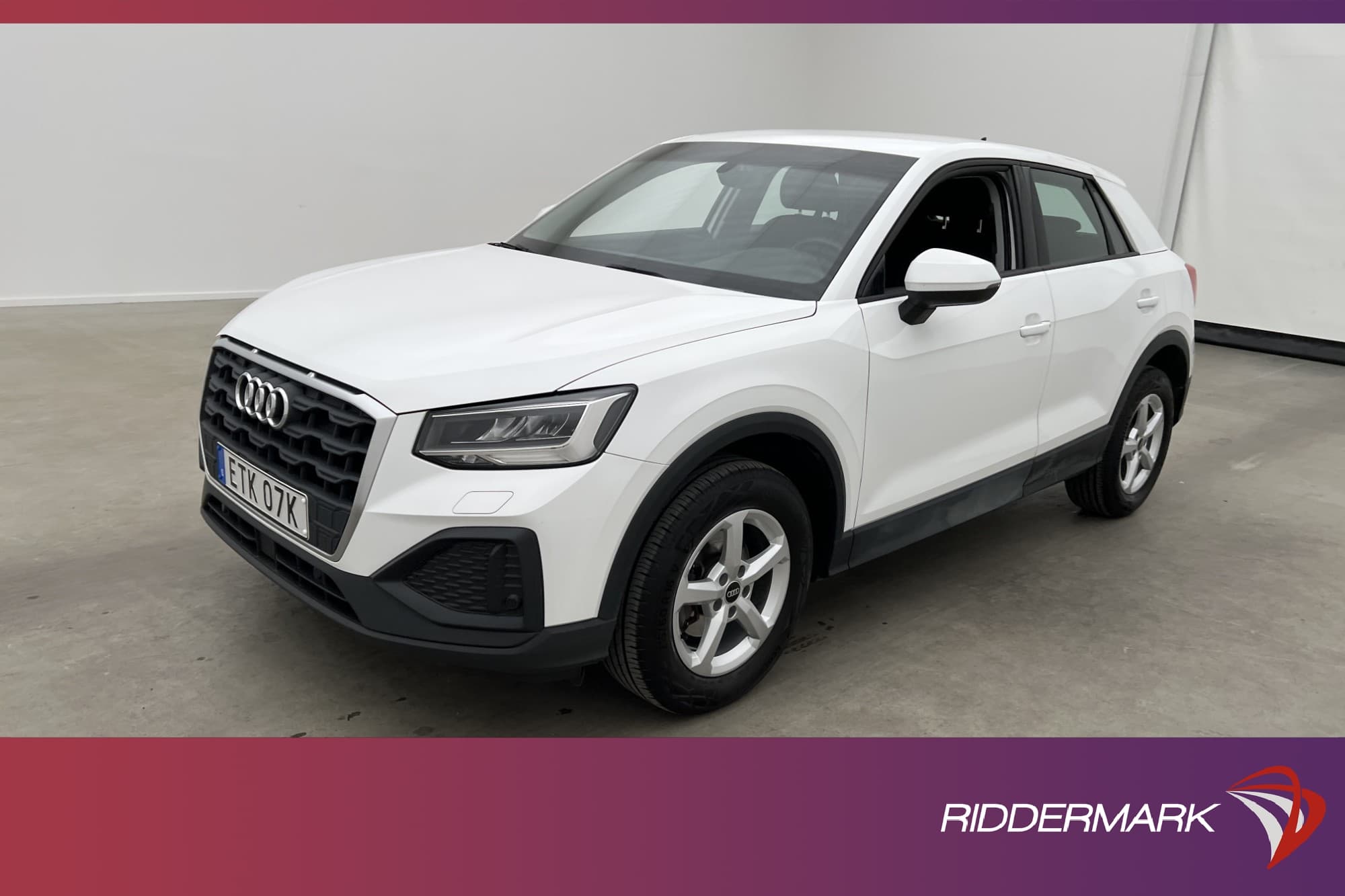 Audi Q2 35 TFSI 150hk Proline CarPlay Drag P-Sensorer 