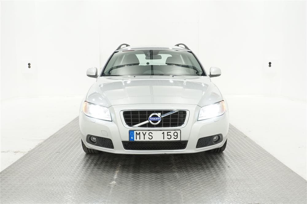 Volvo V70 II D3 136hk