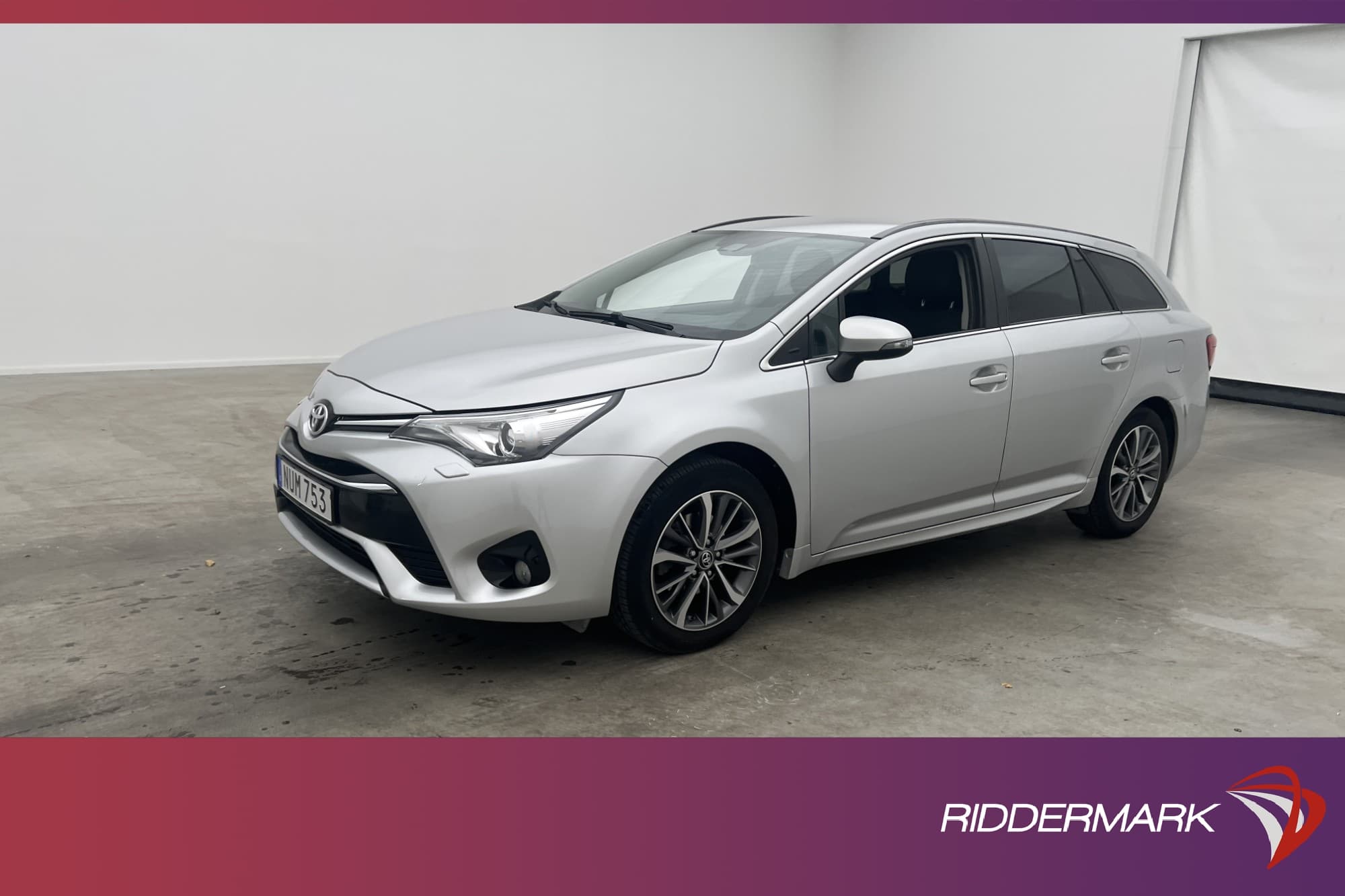Toyota Avensis Kombi 147hk