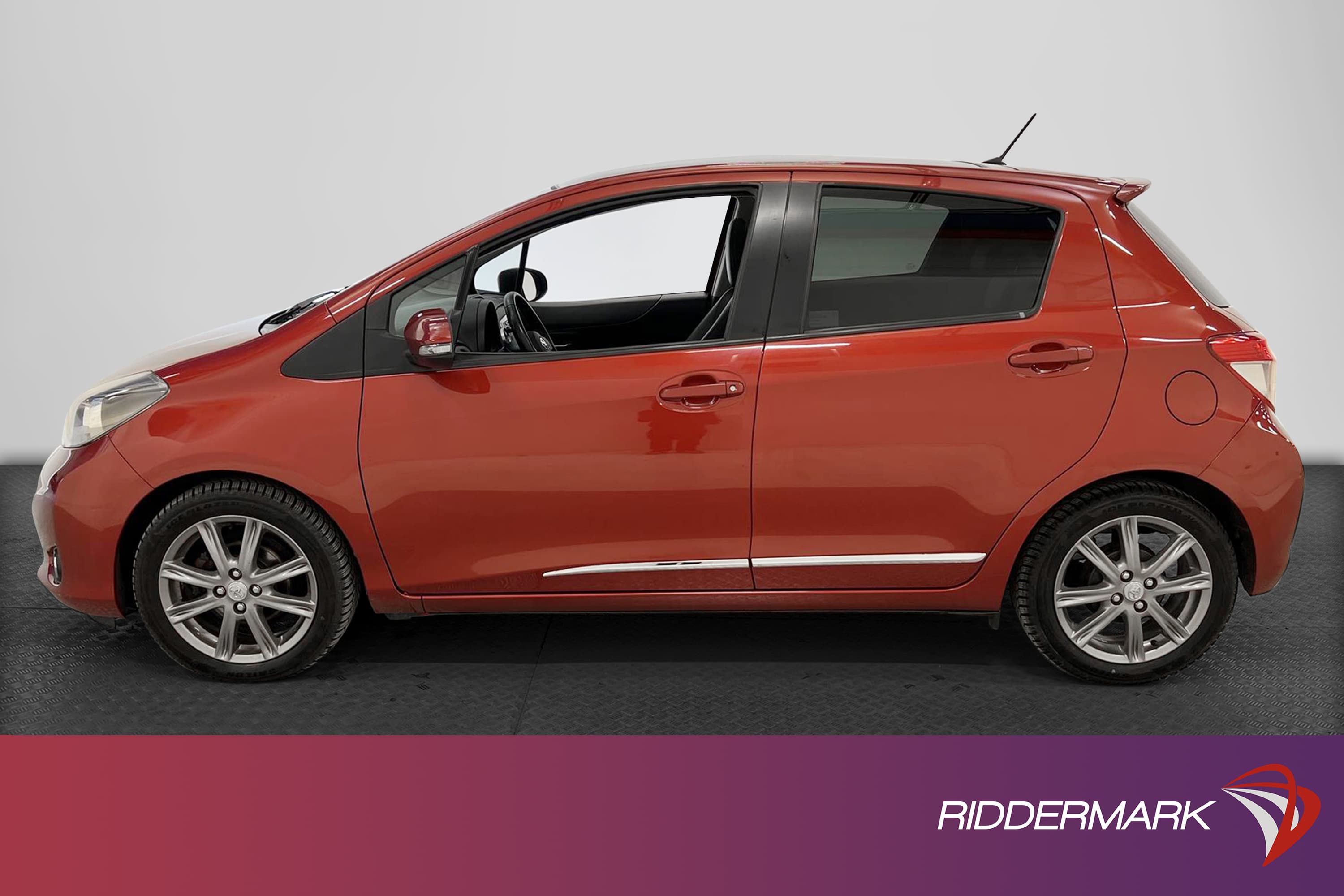 Toyota Yaris 1.33 99hk