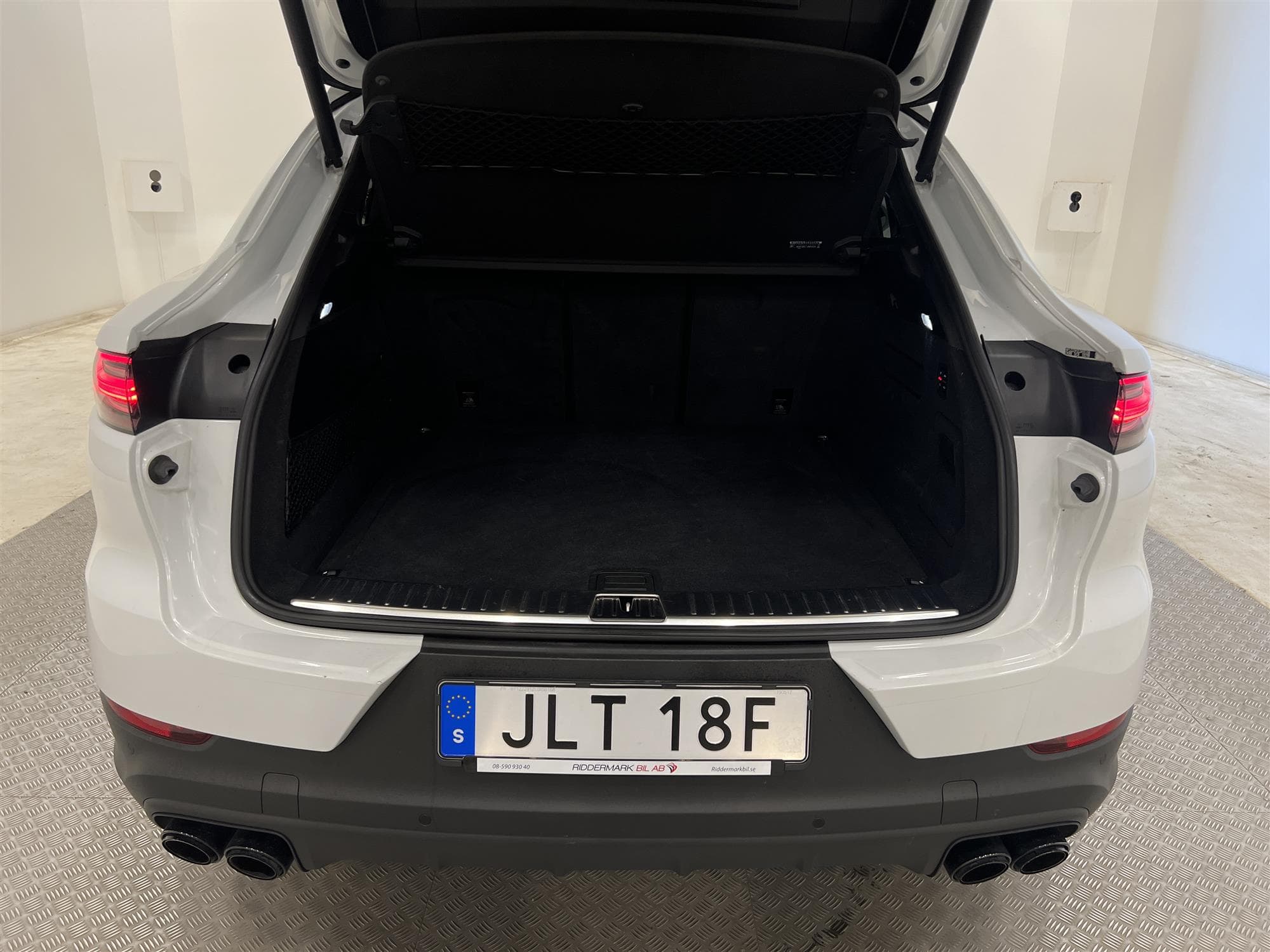 Porsche Cayenne Coupe 340hk Sport Chrono Panorama 18-Vägs RS