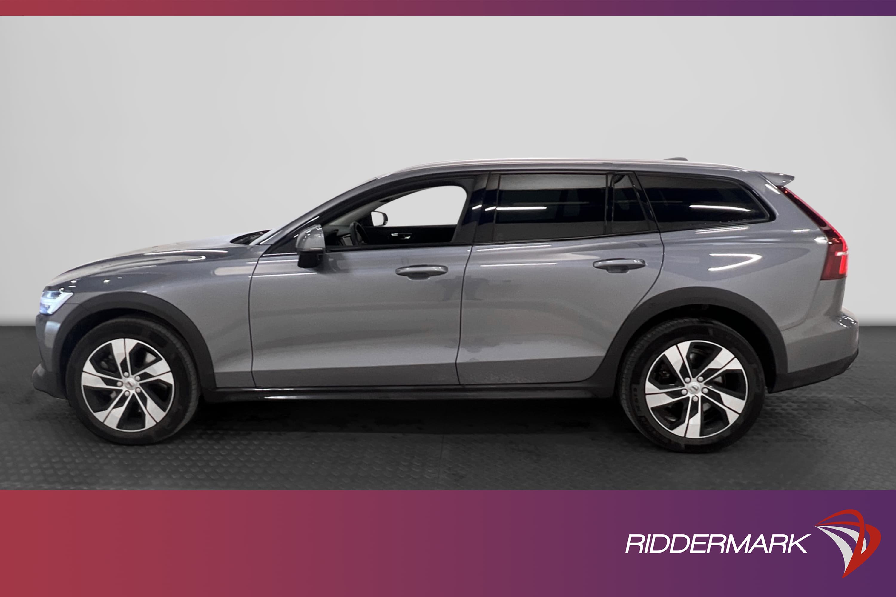 Volvo V60 Cross Country B4 AWD 197hk