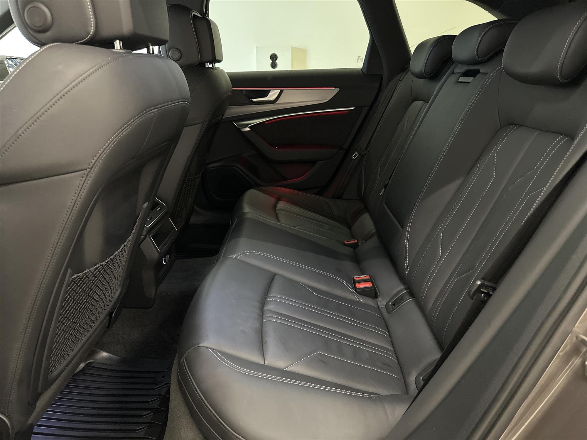 Audi A6 Avant 45 TDI Q 231hk S Line D-Värm Drag Cockpit 360
