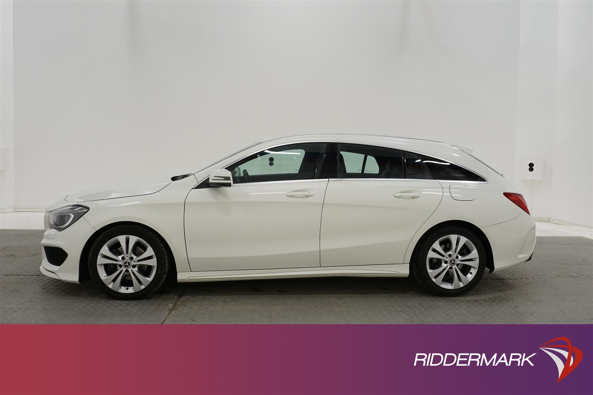 Mercedes-Benz CLA 200 Shooting Brake AMG Välservad 0,41L/mil