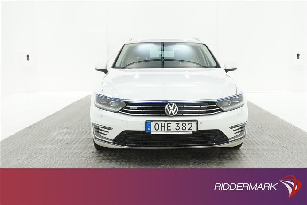 Volkswagen Passat GTE 218hk