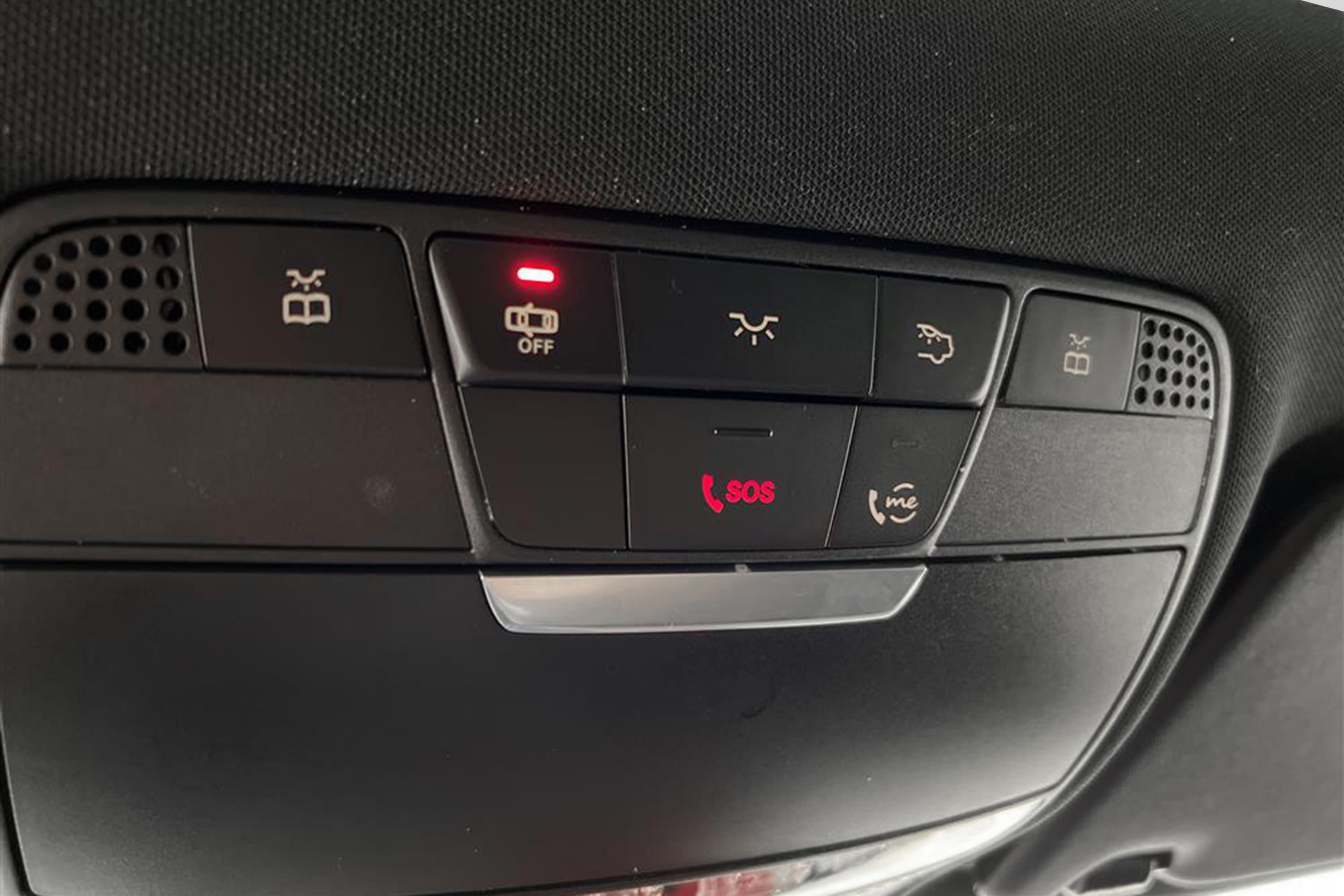 Mercedes-Benz C 220d 194hk AMG Pano Kamera Navi Draginteriör
