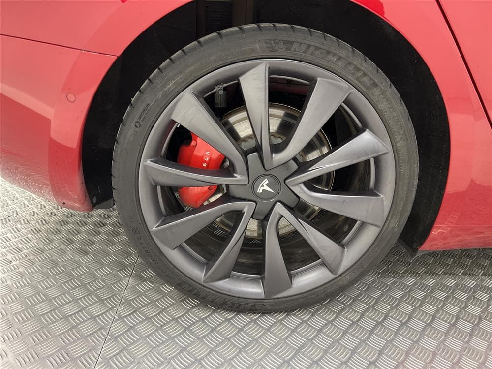 Tesla Model 3 Performance AWD 510hk Ljus interiör Svensksåldinteriör