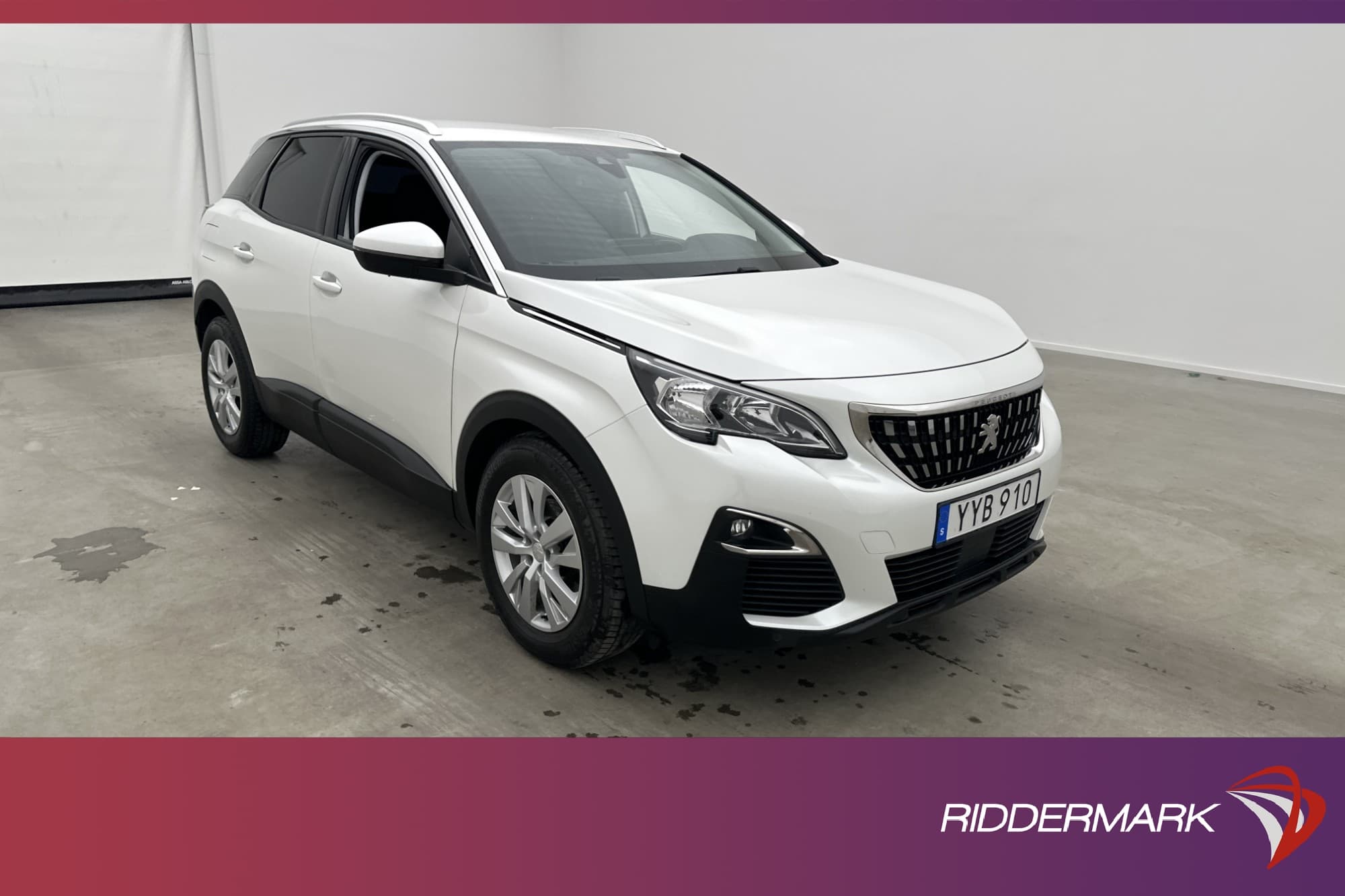 Peugeot 3008 1.2 PureTech 130hk Active CarPlay Cockpit