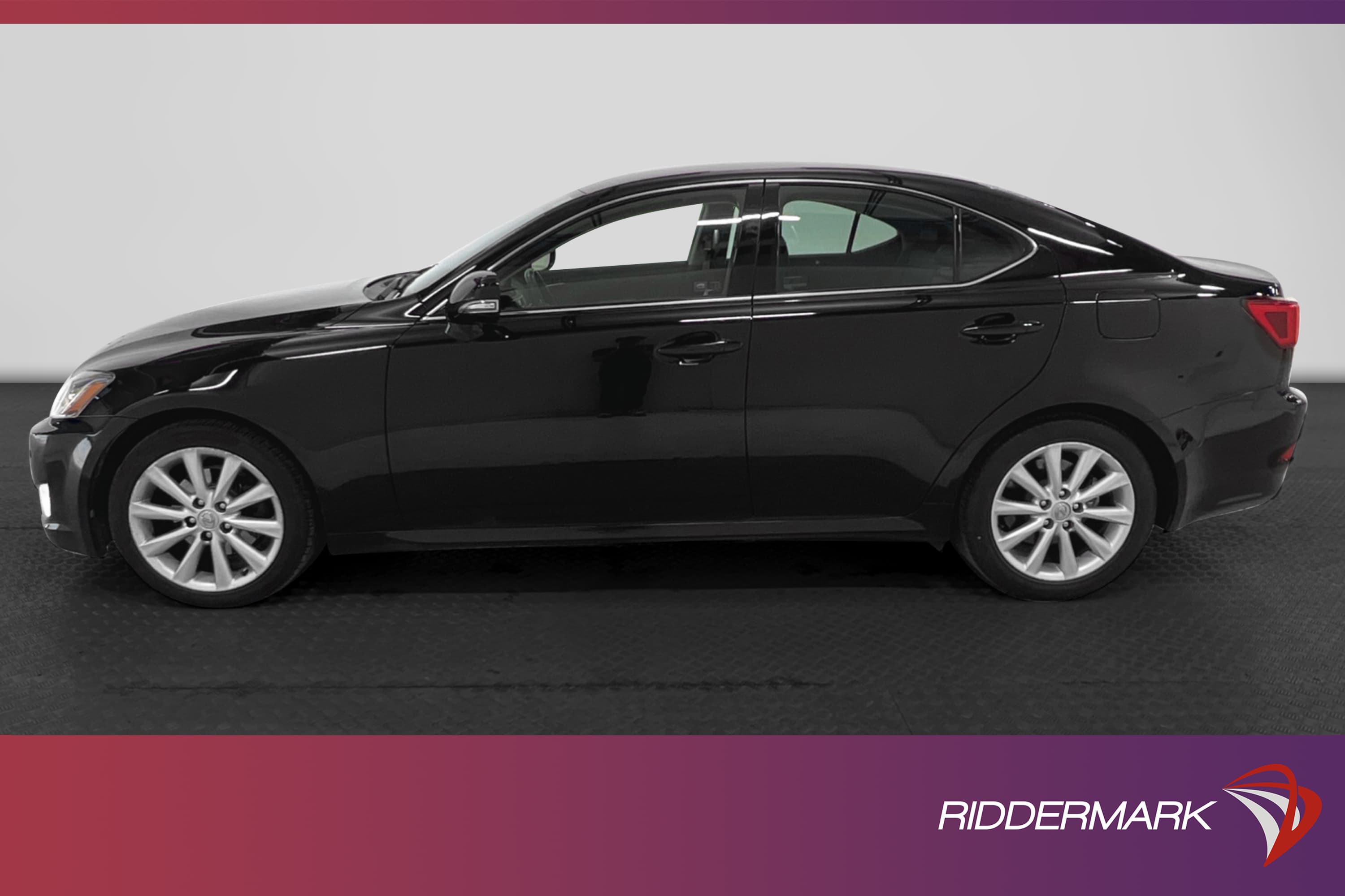 Lexus IS 250 2.5 V6 208hk