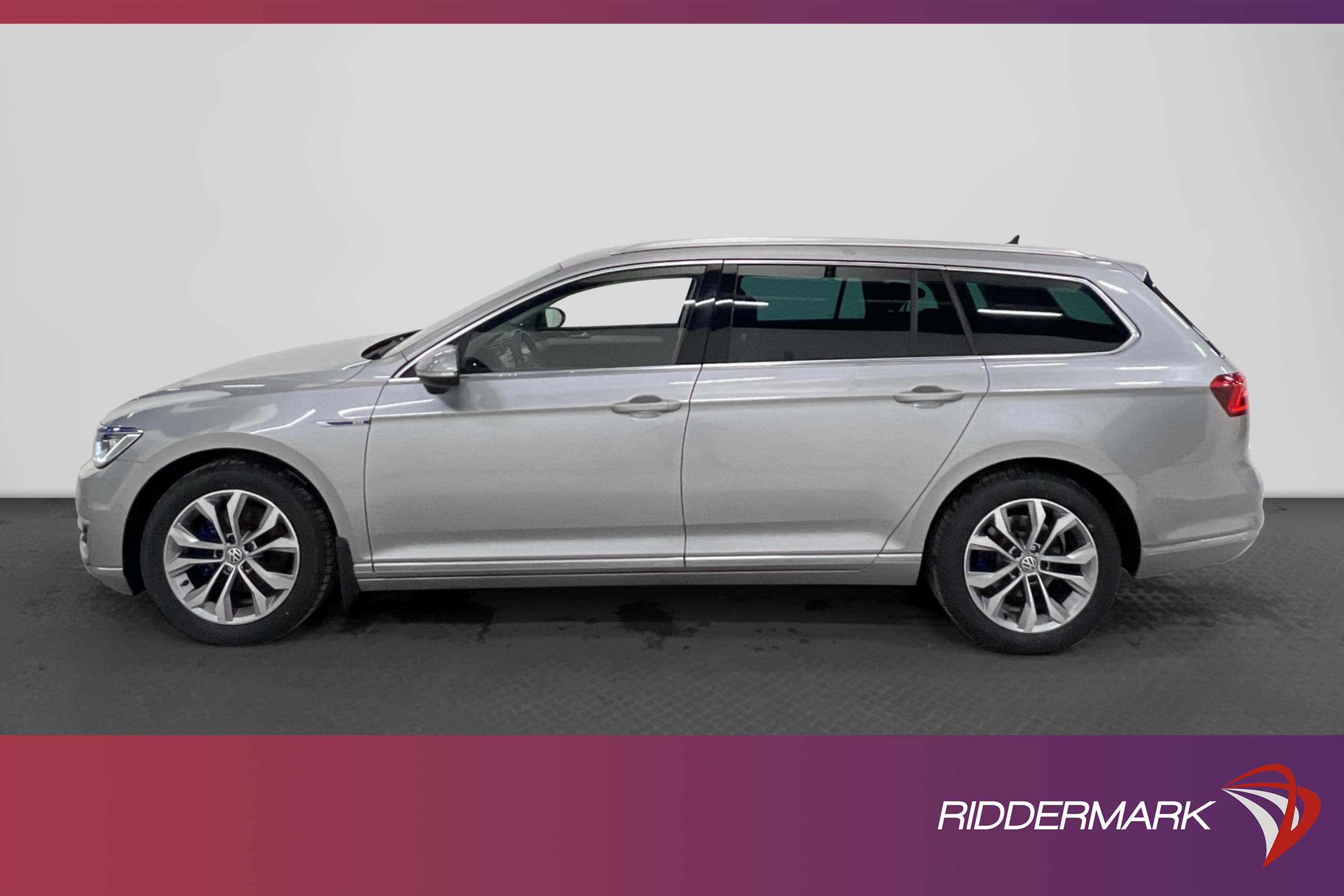 Volkswagen Passat GTE 218hk