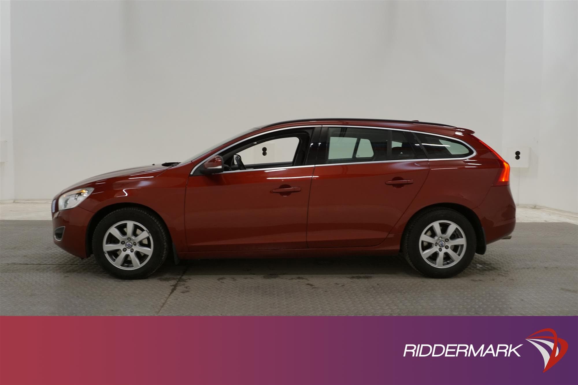 Volvo V60 T4