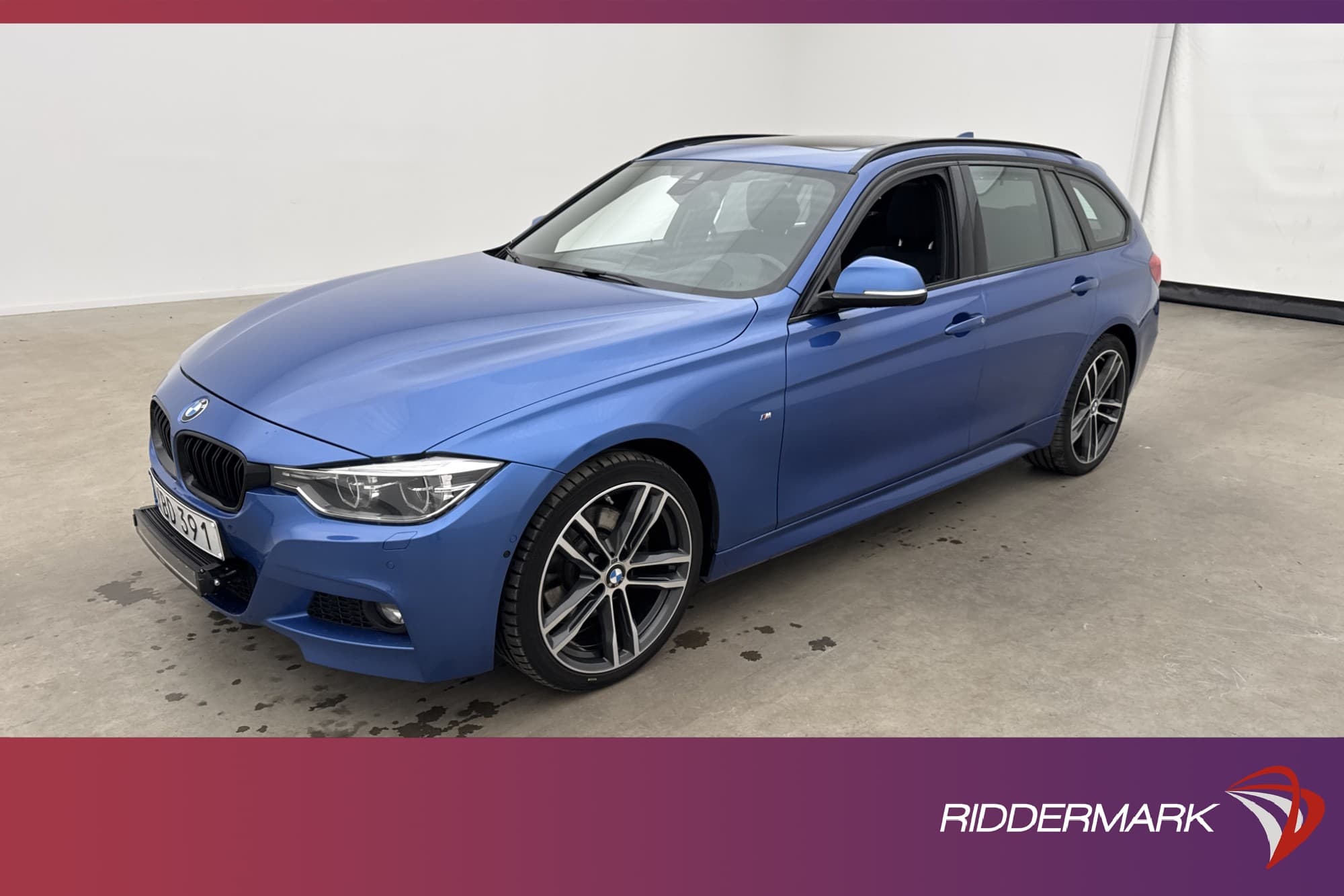 BMW 330i xDrive