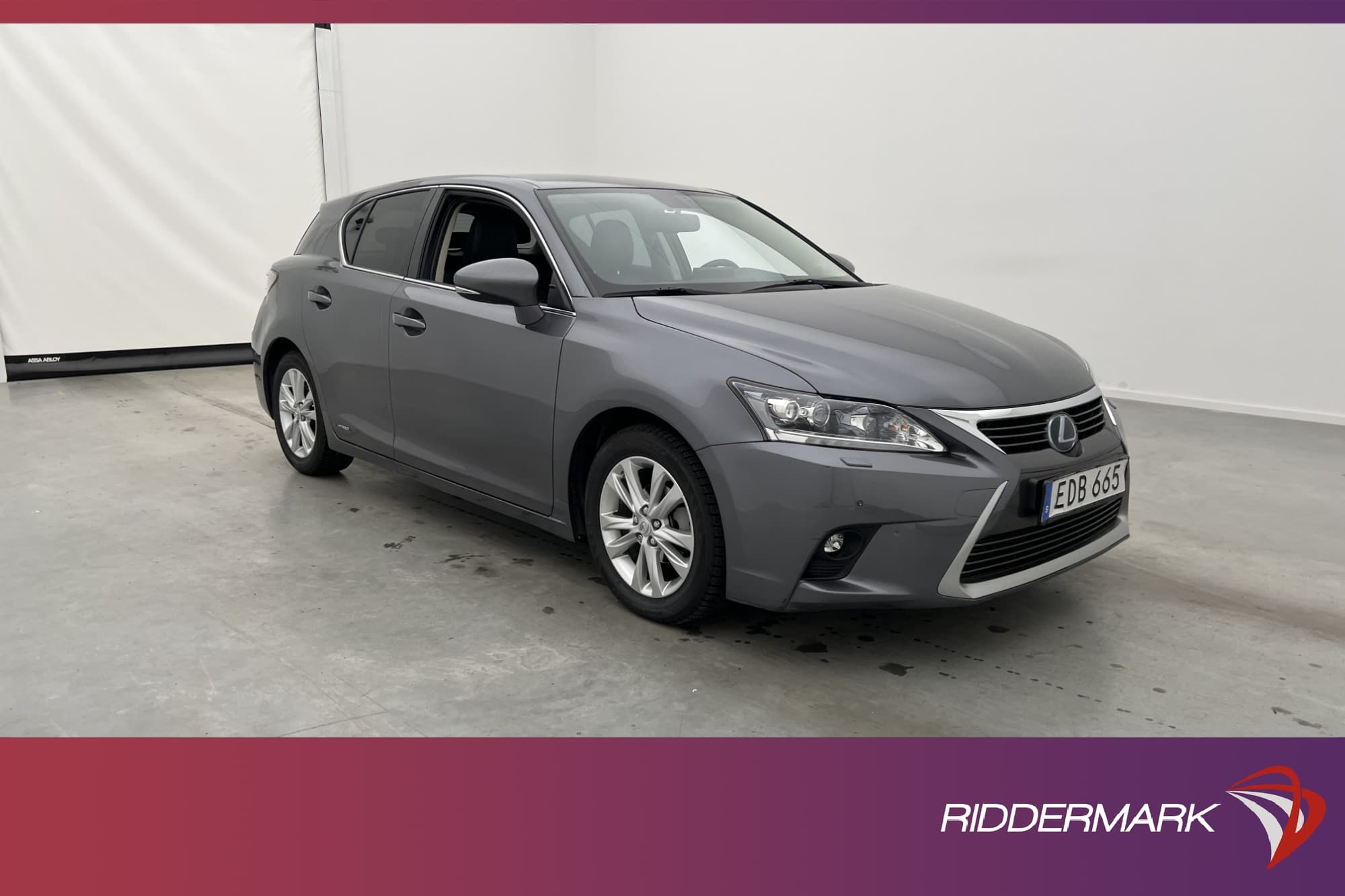 Lexus CT 200h 1.8 136hk