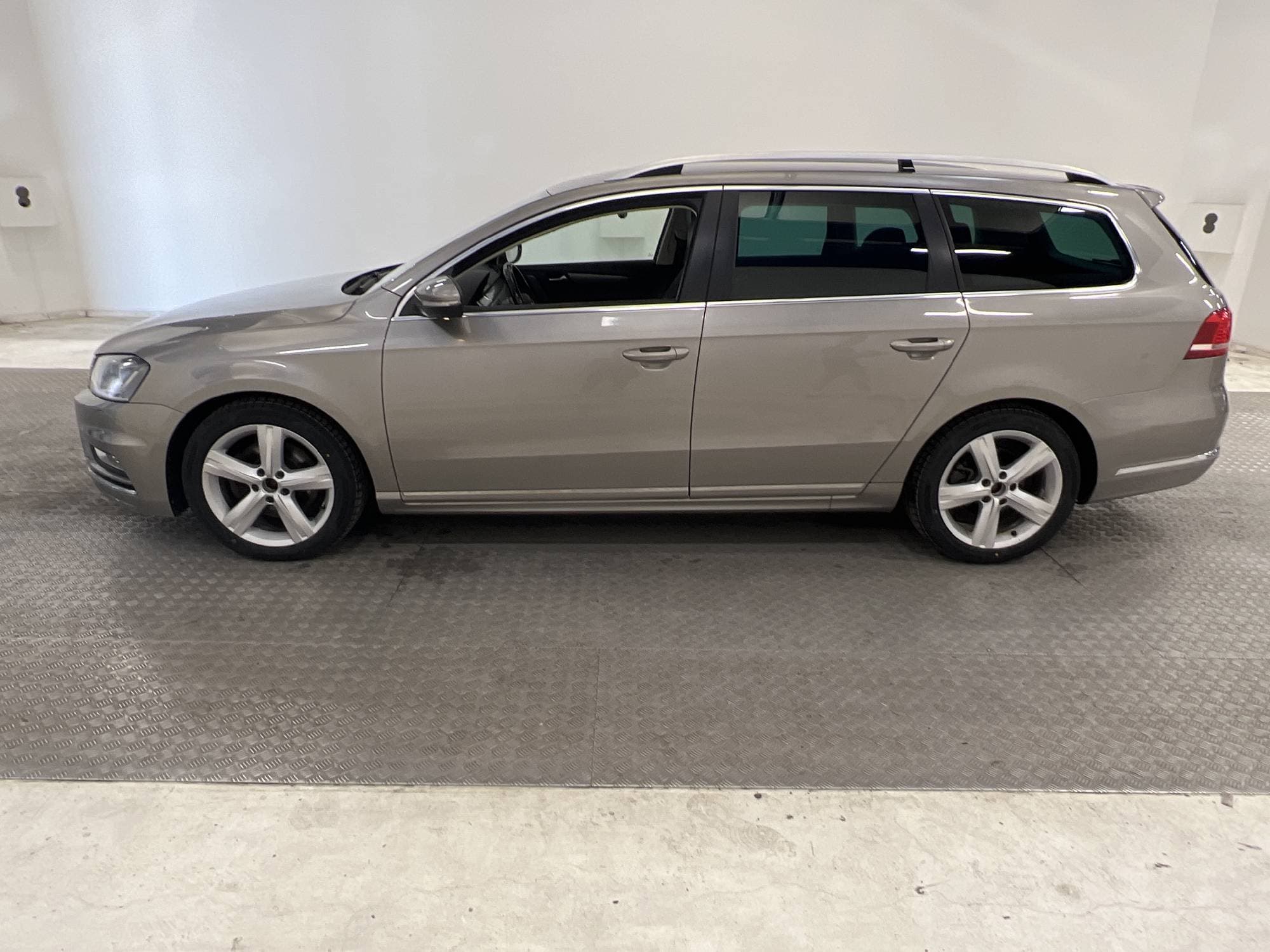 Volkswagen Passat 4M 177hk