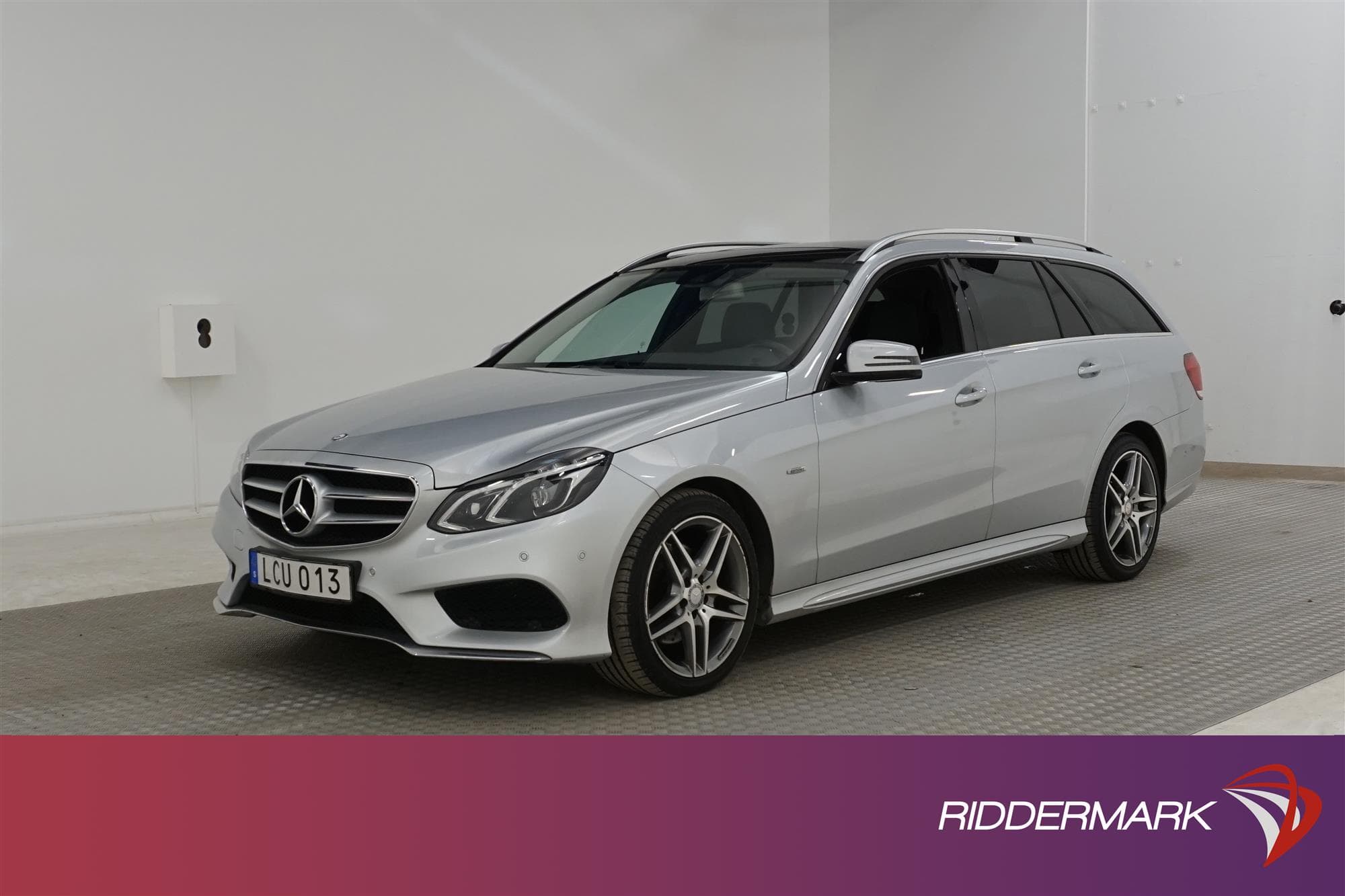 Mercedes-Benz E 220 T 170hk 4MATIC AMG Pano B-kamera Navi