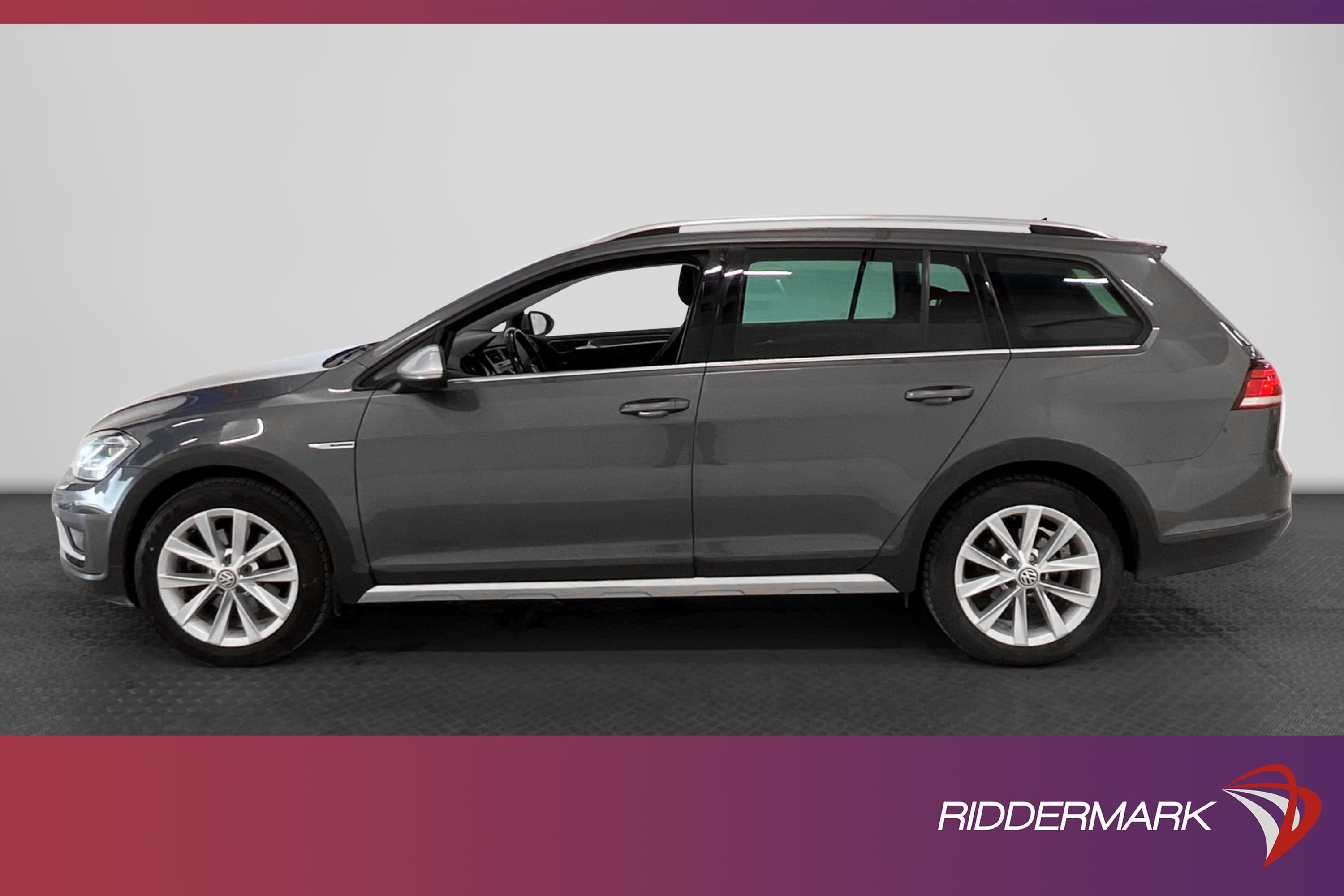 Volkswagen Golf Alltrack 1.8 TSI 4M