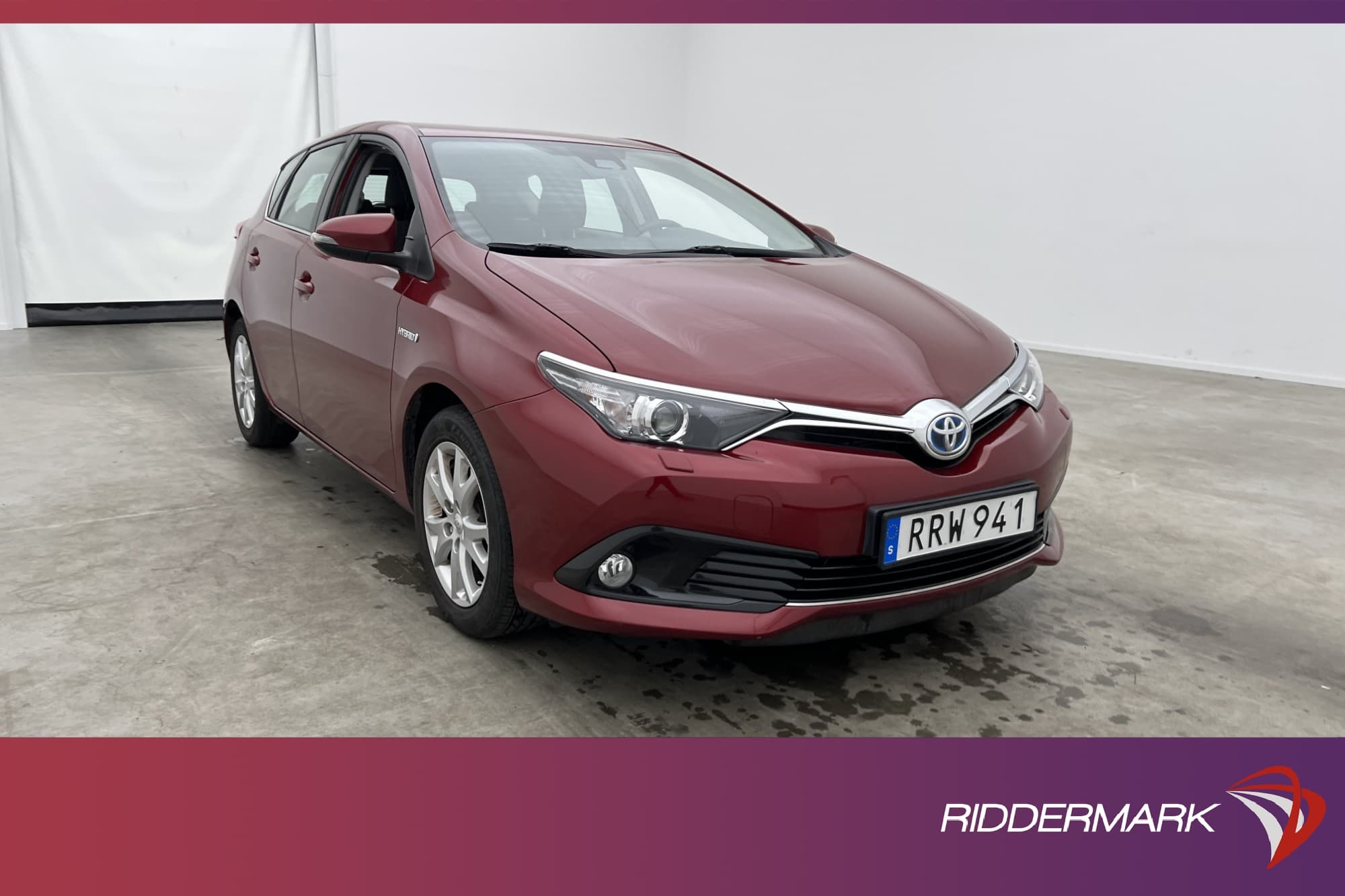 Toyota Auris Hybrid 136hk