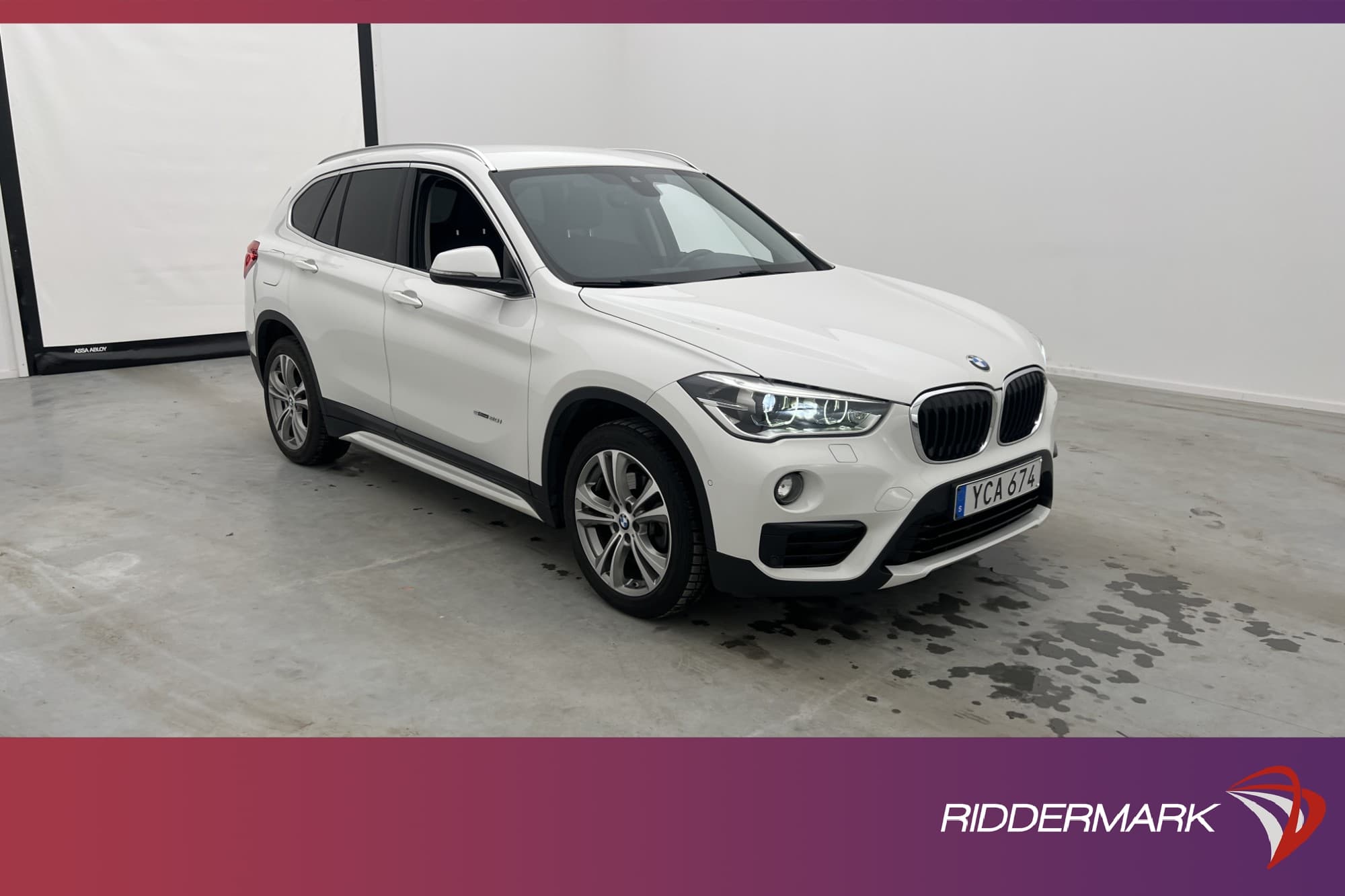 BMW X1 sDrive20i 192hk