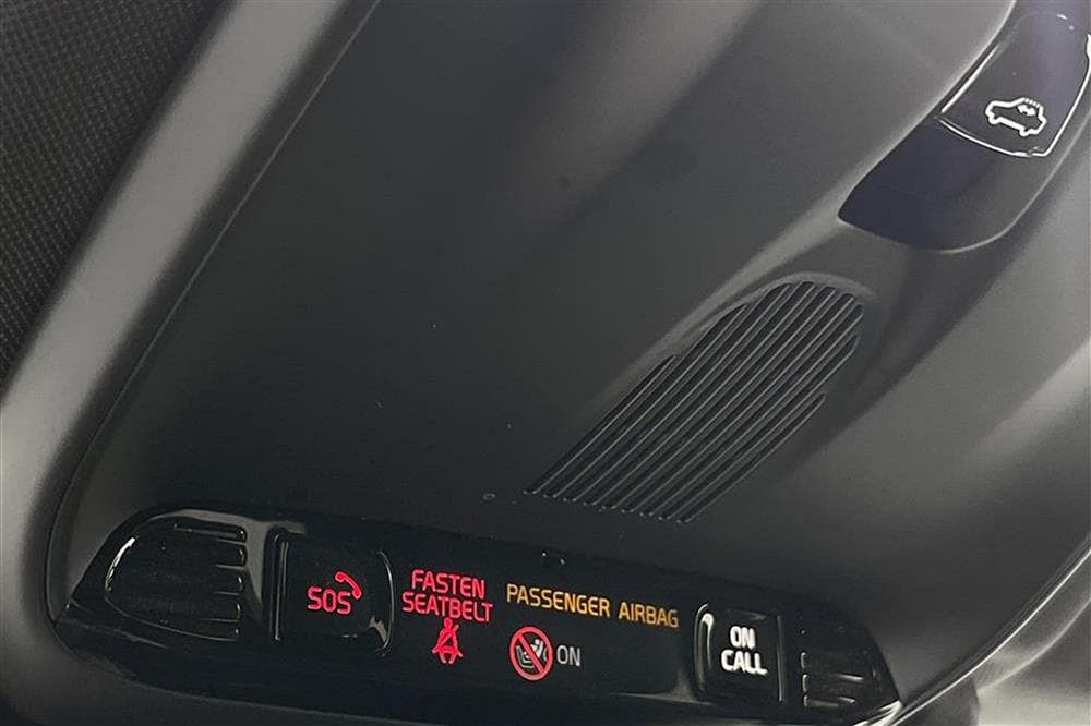 Volvo XC60 D4 AWD R-Design Voc Värmare  Panorama Skinn Naviinteriör