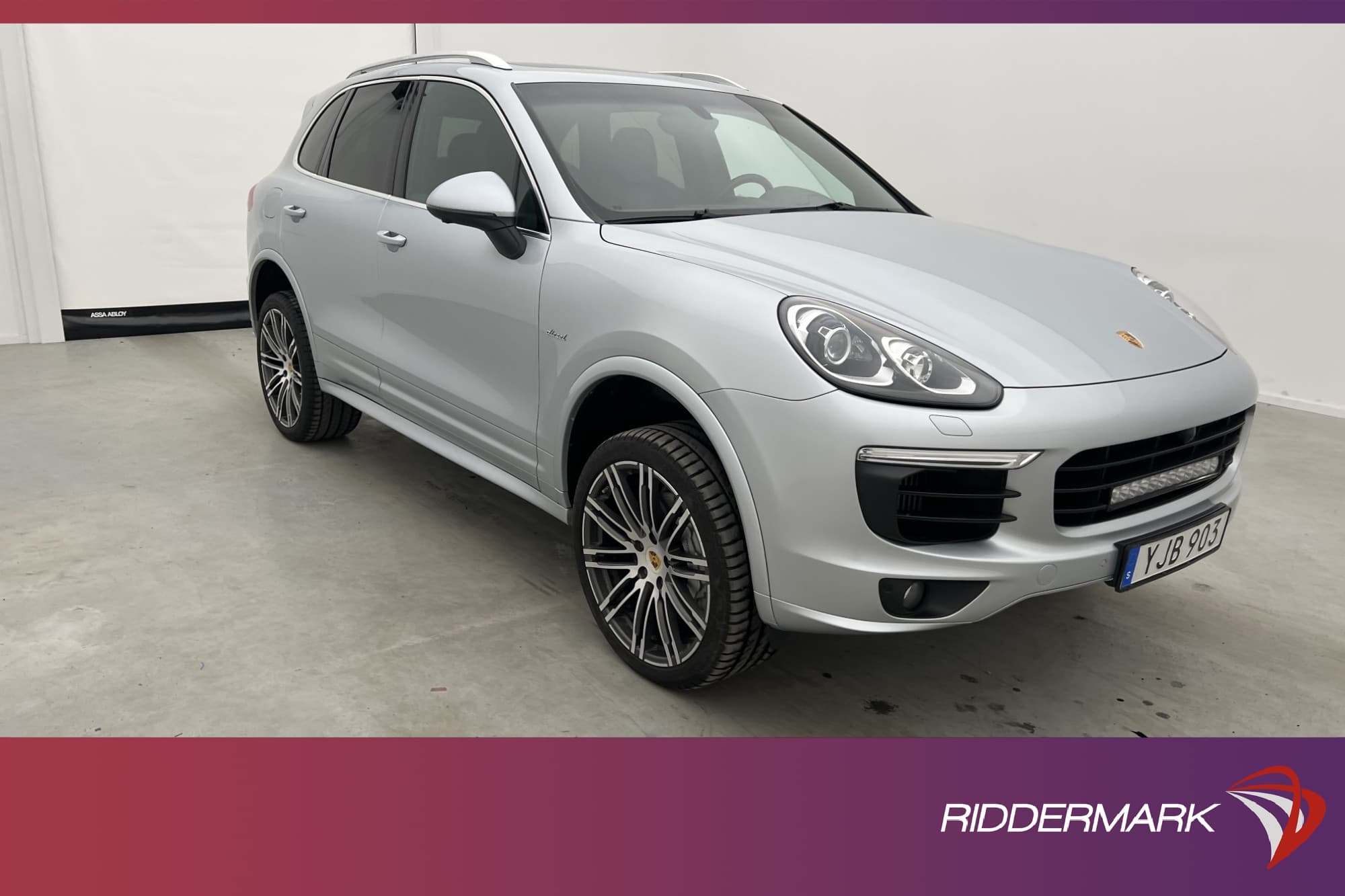 Porsche Cayenne S 385hk