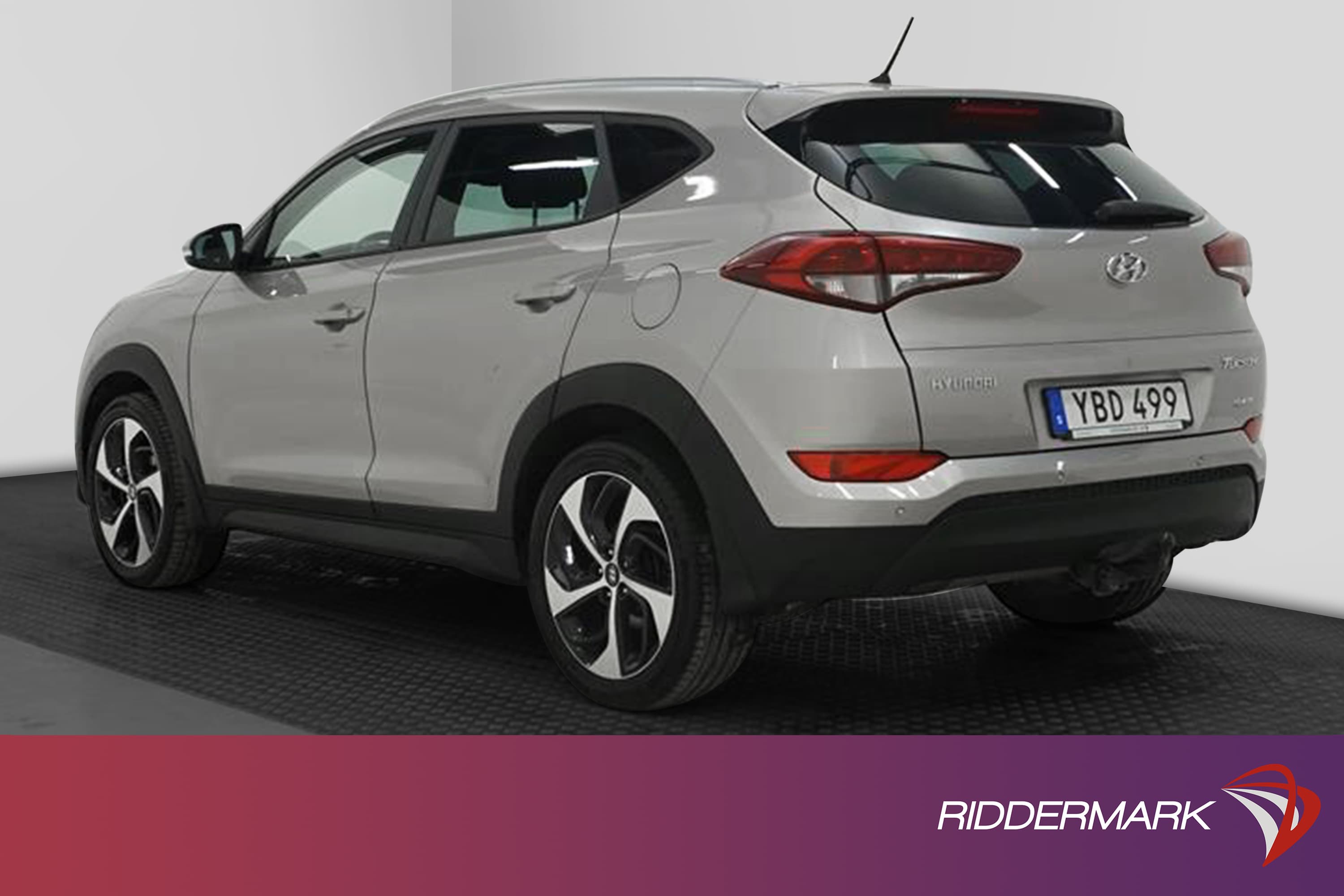 Hyundai Tucson 1.6T 4WD 177hk P-sensor Rattvärme Dragexteriör