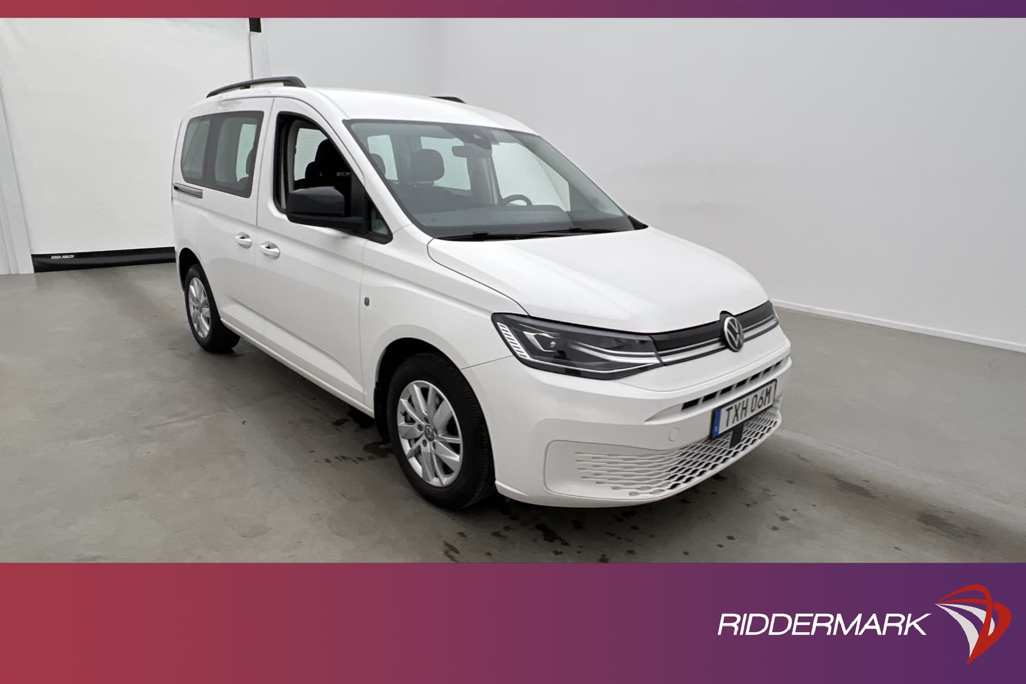 Volkswagen Caddy Life 2.0TDI Värmare Kamera Farthållare Moms