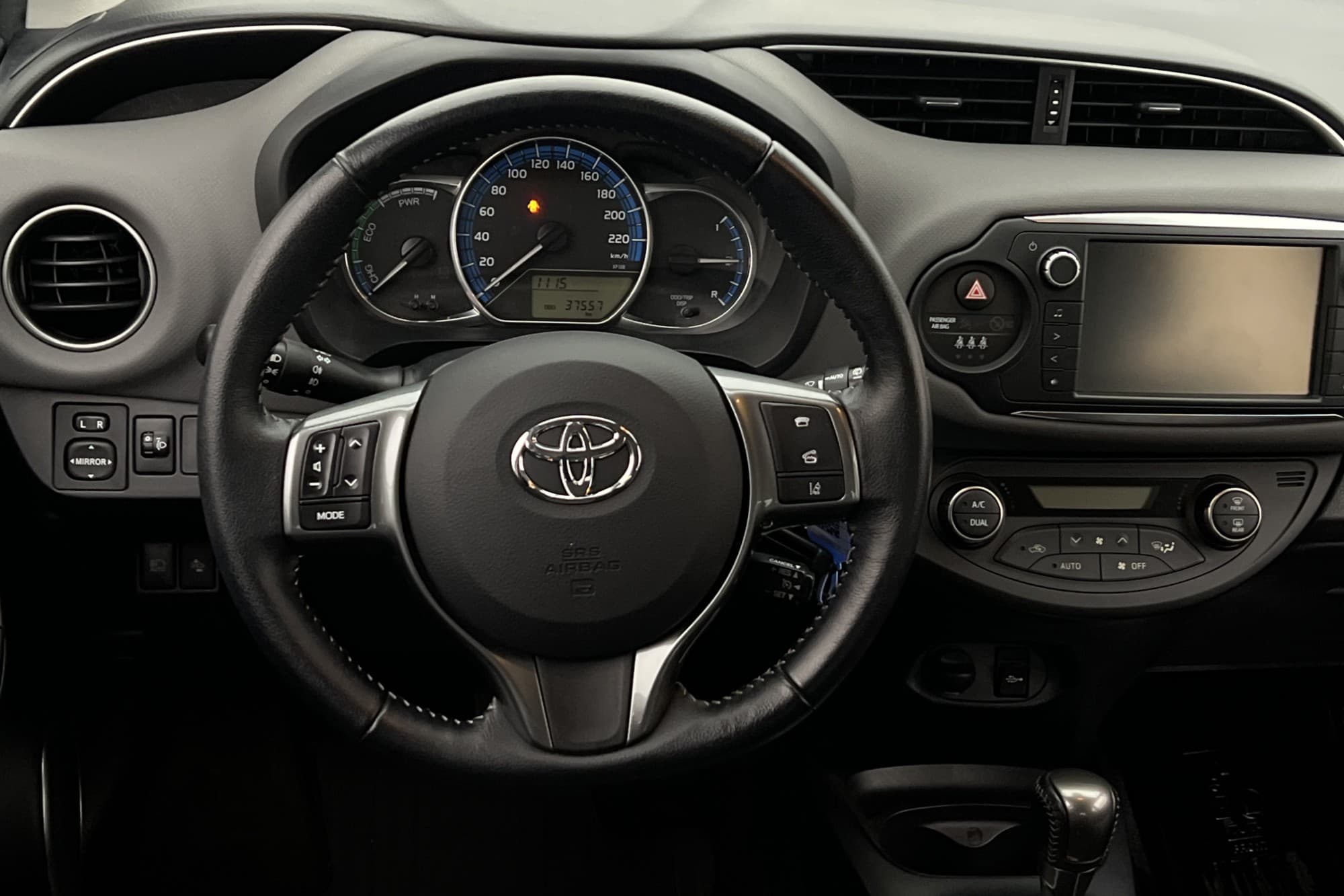 Toyota Yaris Hybrid e-CVT 101hk Active Kamera BT Farthållare