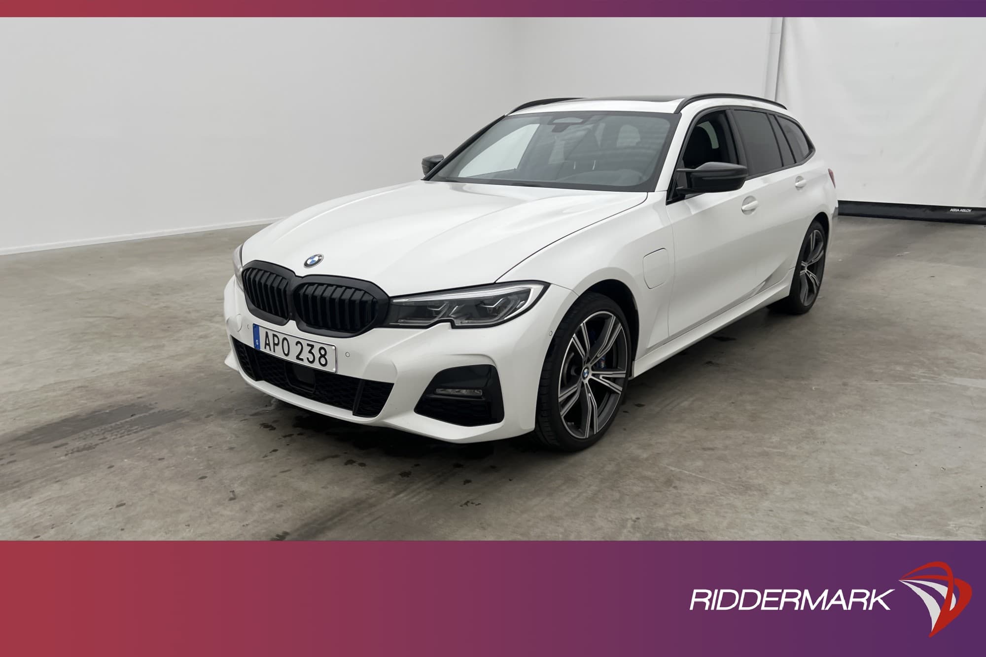 BMW 330 e xDrive Touring