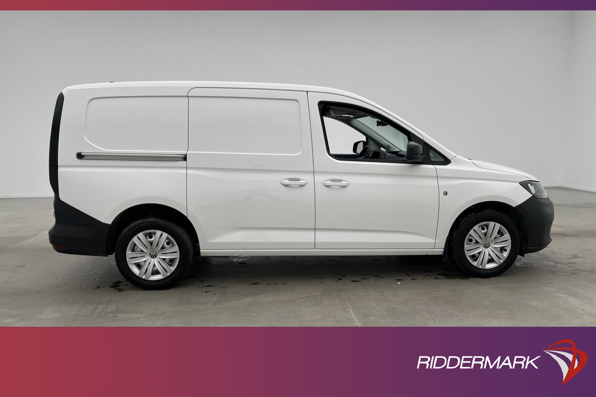Volkswagen Caddy Maxi 2.0TDI Värm Drag B-Kamera CARPLAY Moms