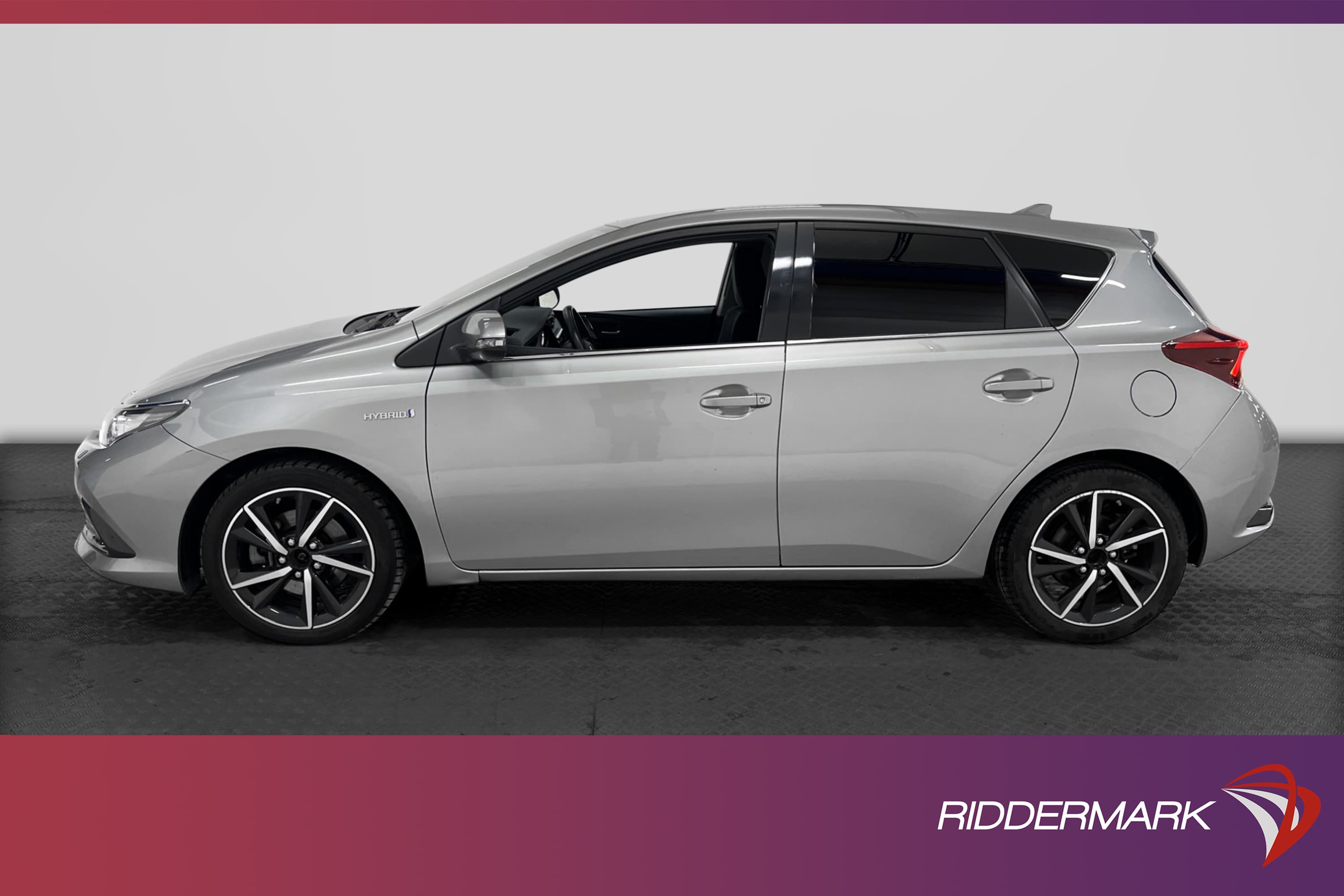 Toyota Auris Hybrid