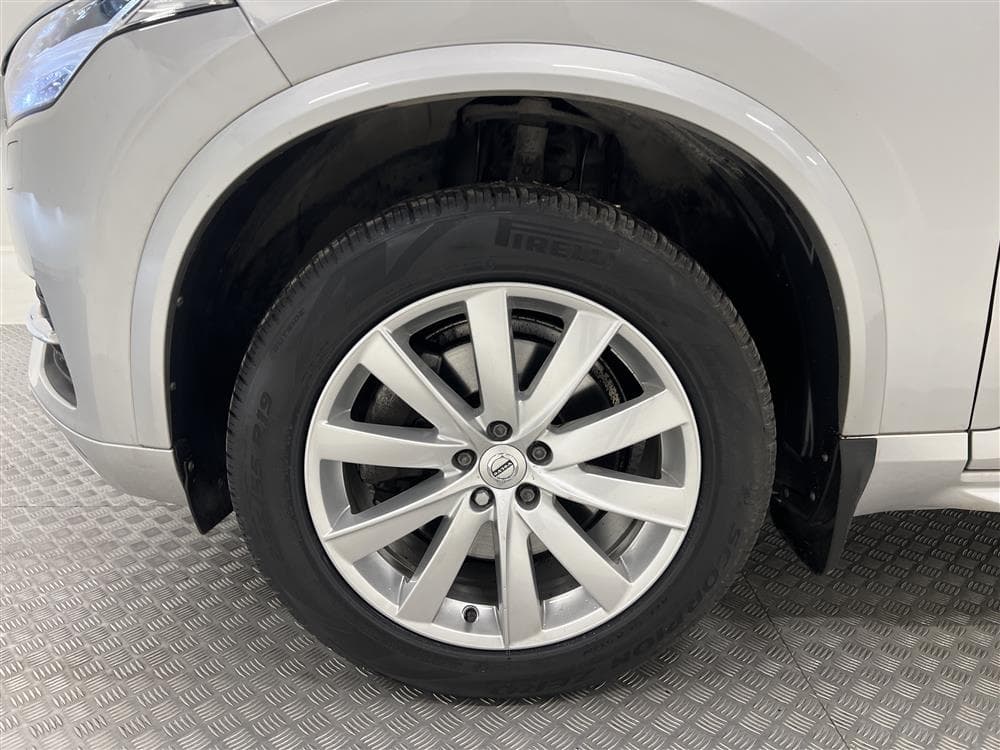 Volvo XC90 D5  AWD Inscription VOC Värmare Kamera Drag Naviinteriör
