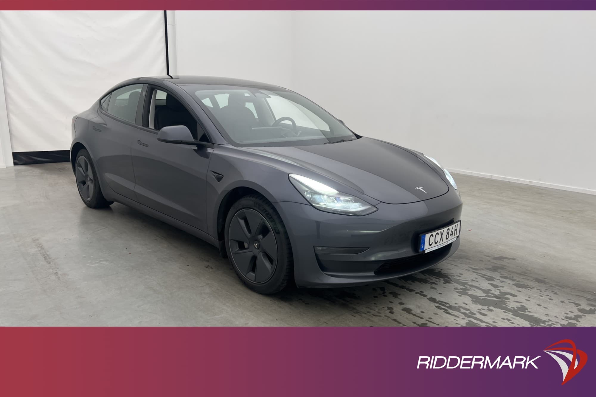 Tesla Model 3 Long Range AWD