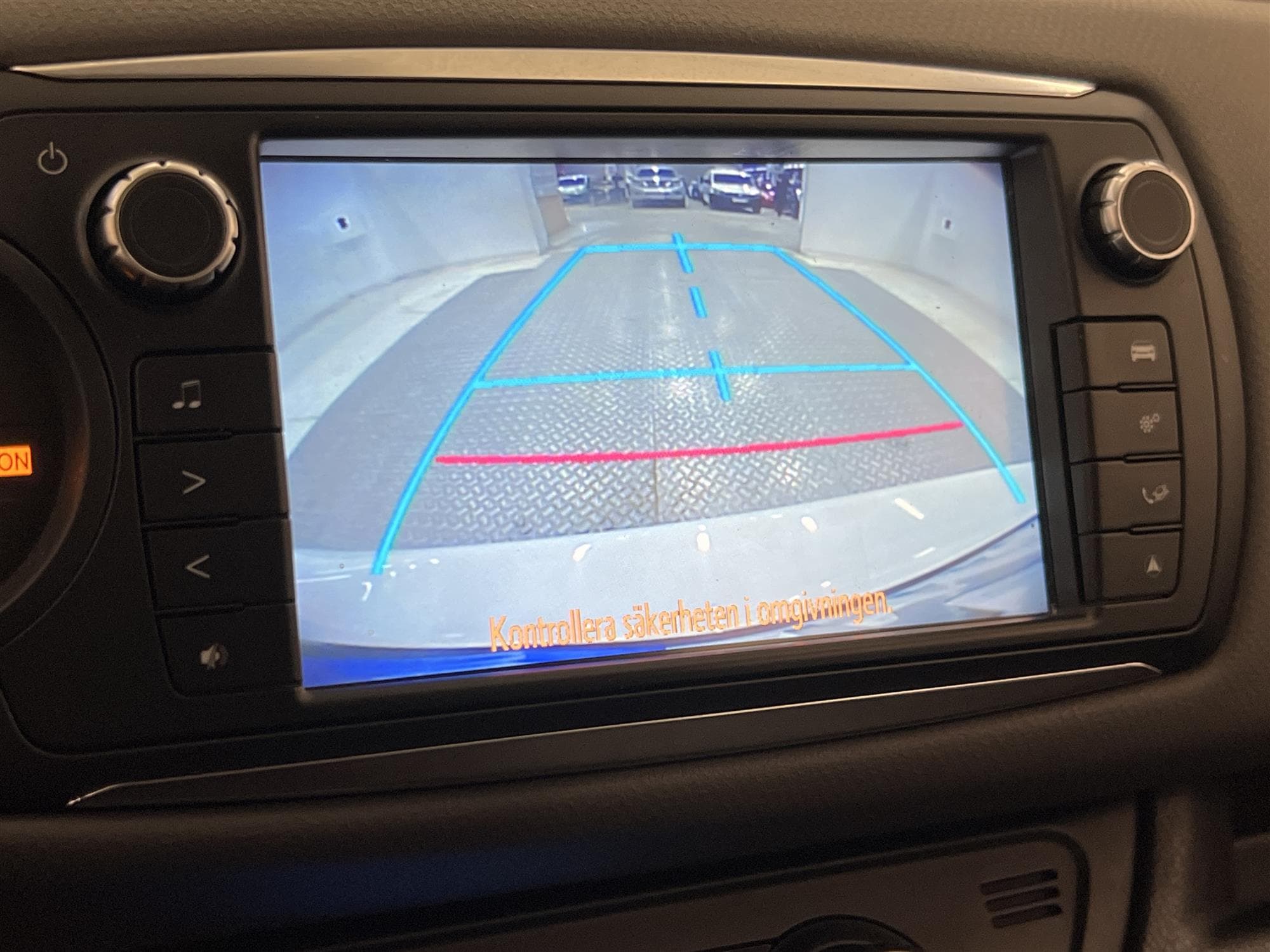 Toyota Yaris Hybrid e-CVT 101hk B-Kam 360kr Skatt 0,33L/mil