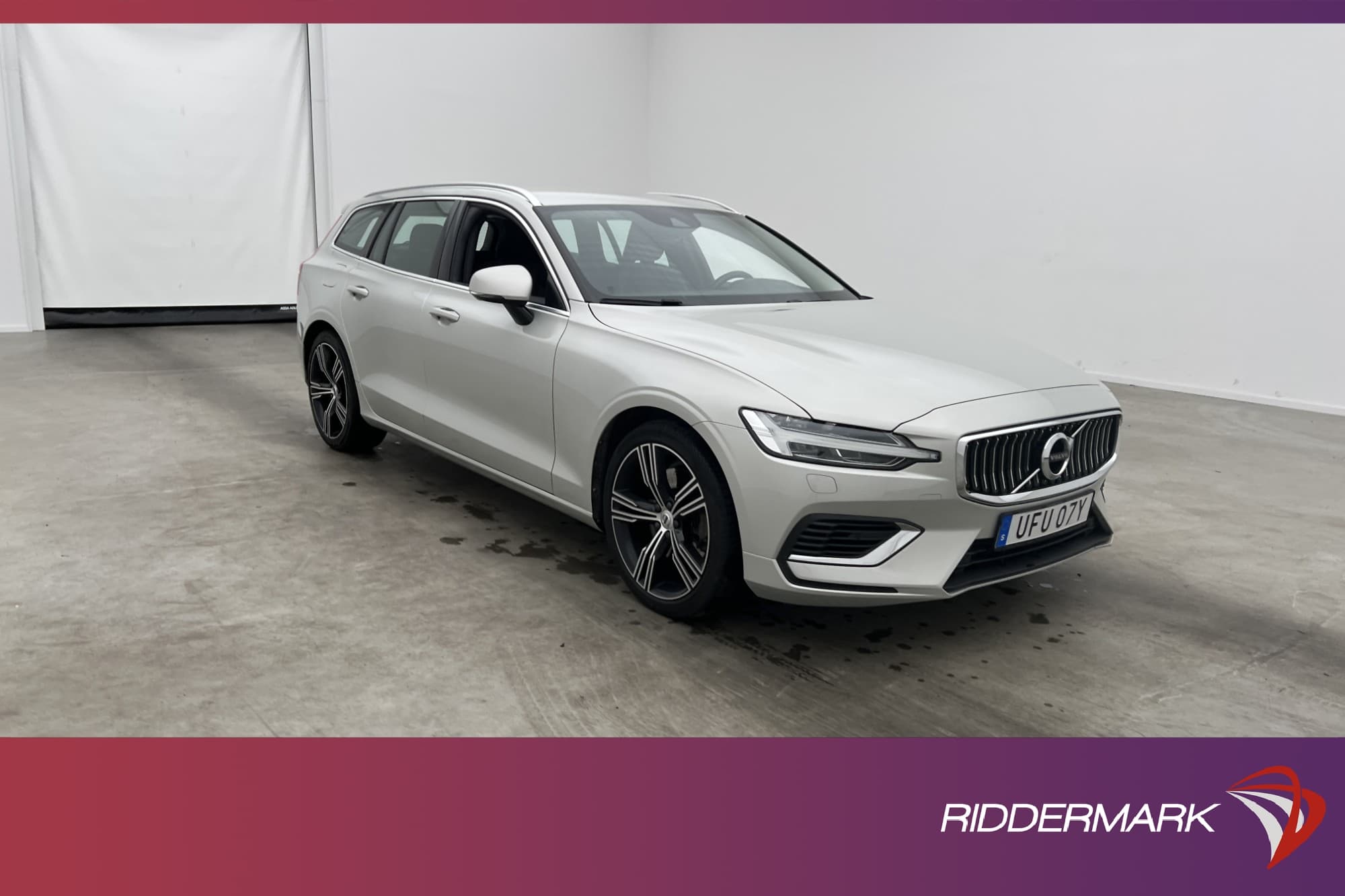 Volvo V60 Recharge T8 AWD