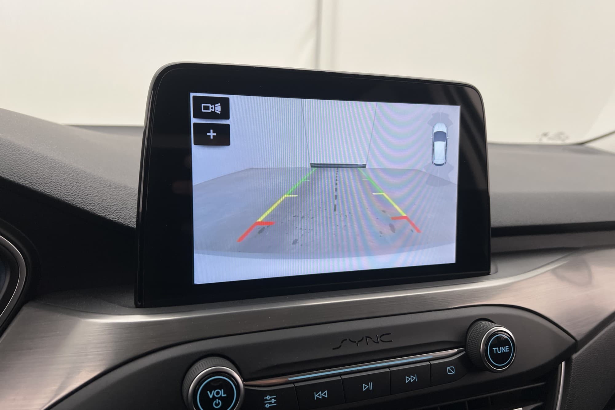 Ford Focus 1.0 EcoBoost 125hk Titanium Launch CarPlay Kamera