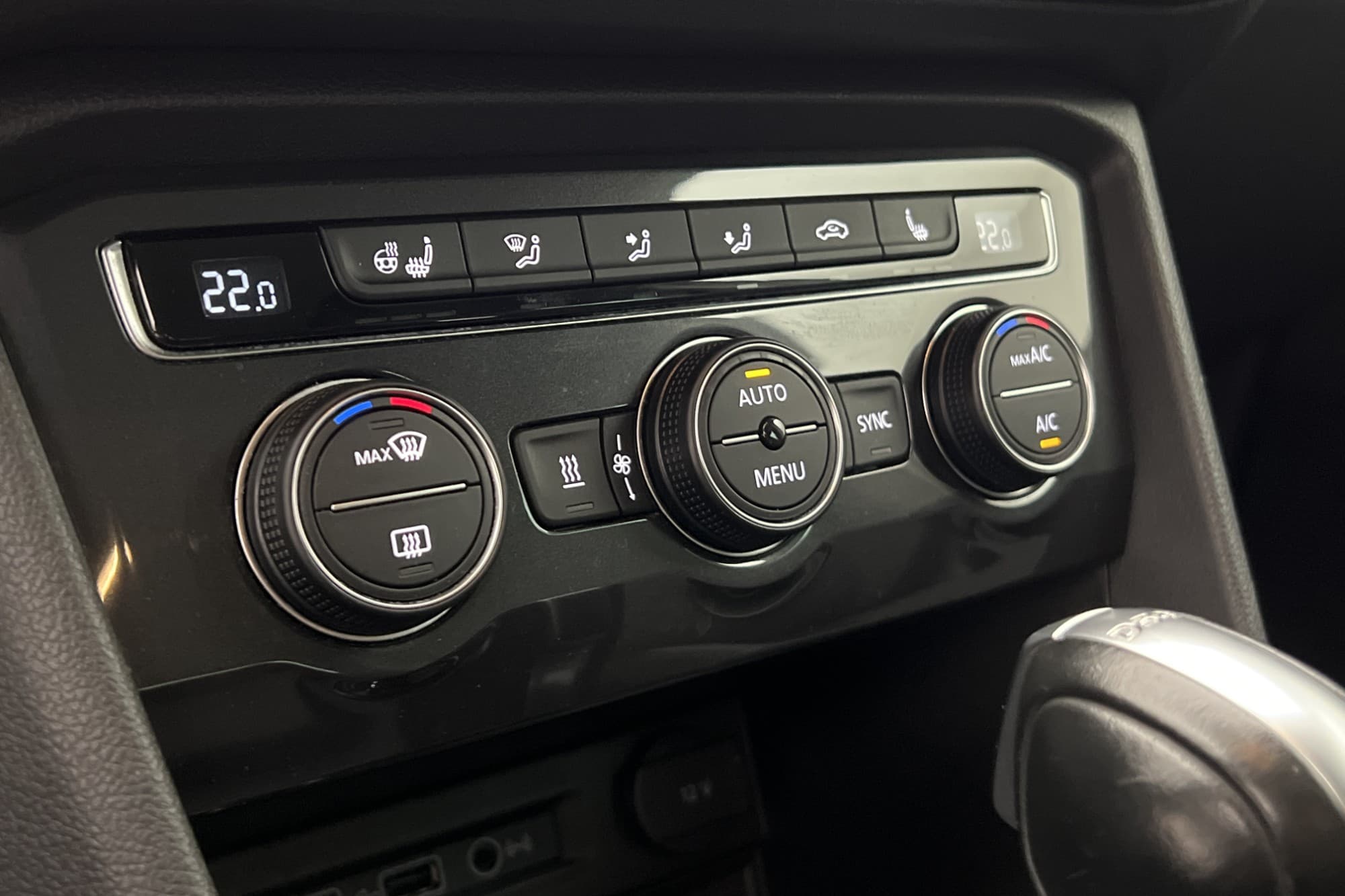 Volkswagen Tiguan 2.0 TSI 190hk 4M P-Värmare Kamera Drag