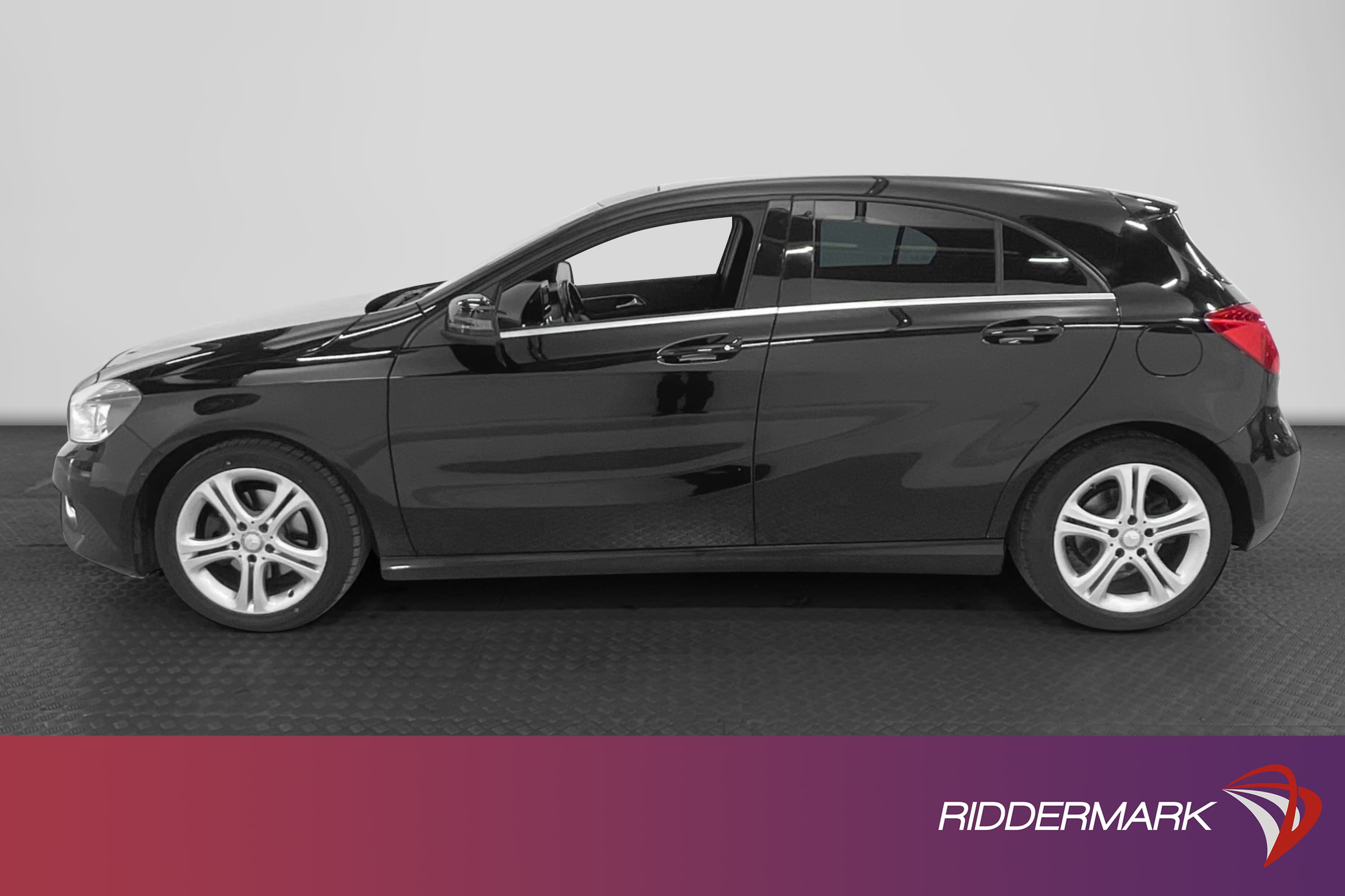 Mercedes-Benz A 180 122hk