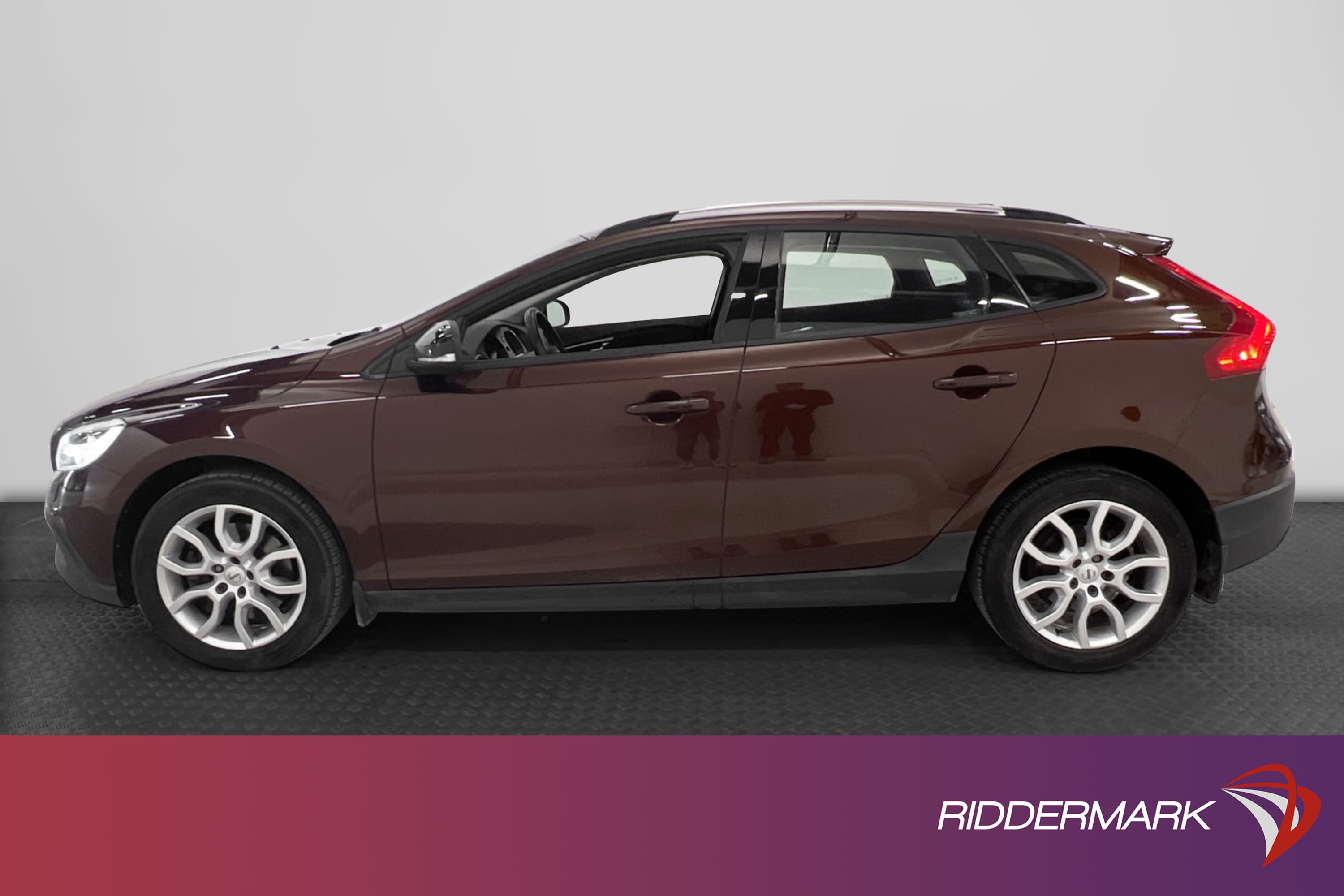 Volvo V40 Cross Country D2 120hk