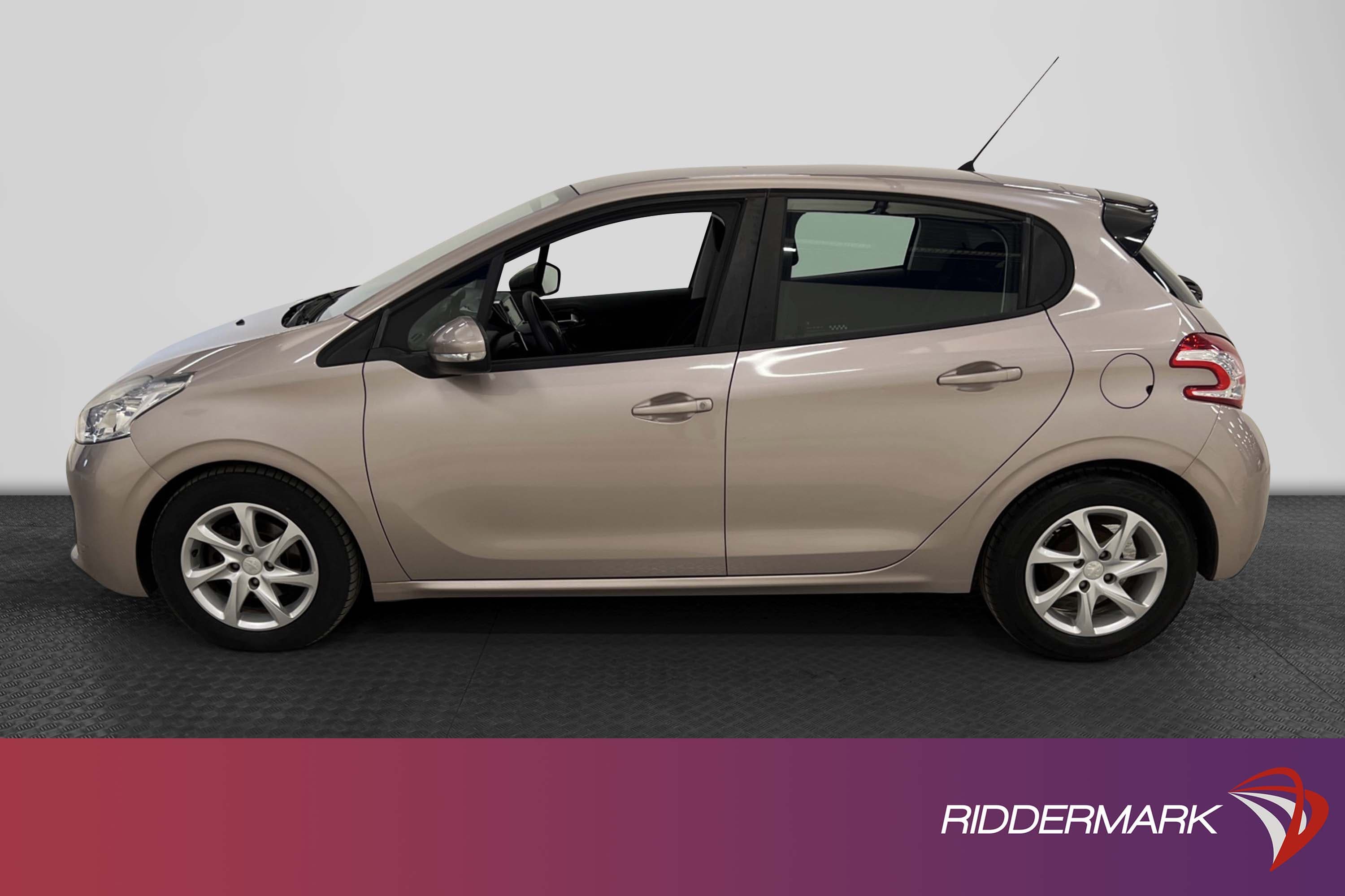 Peugeot 208 1.4 e-HDi EGS 68hk