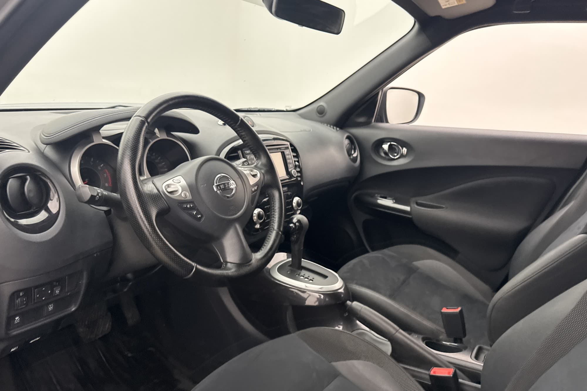 Nissan Juke 1.6 XTRONIC 117hk Kamera Navi Halvskinn Keyless
