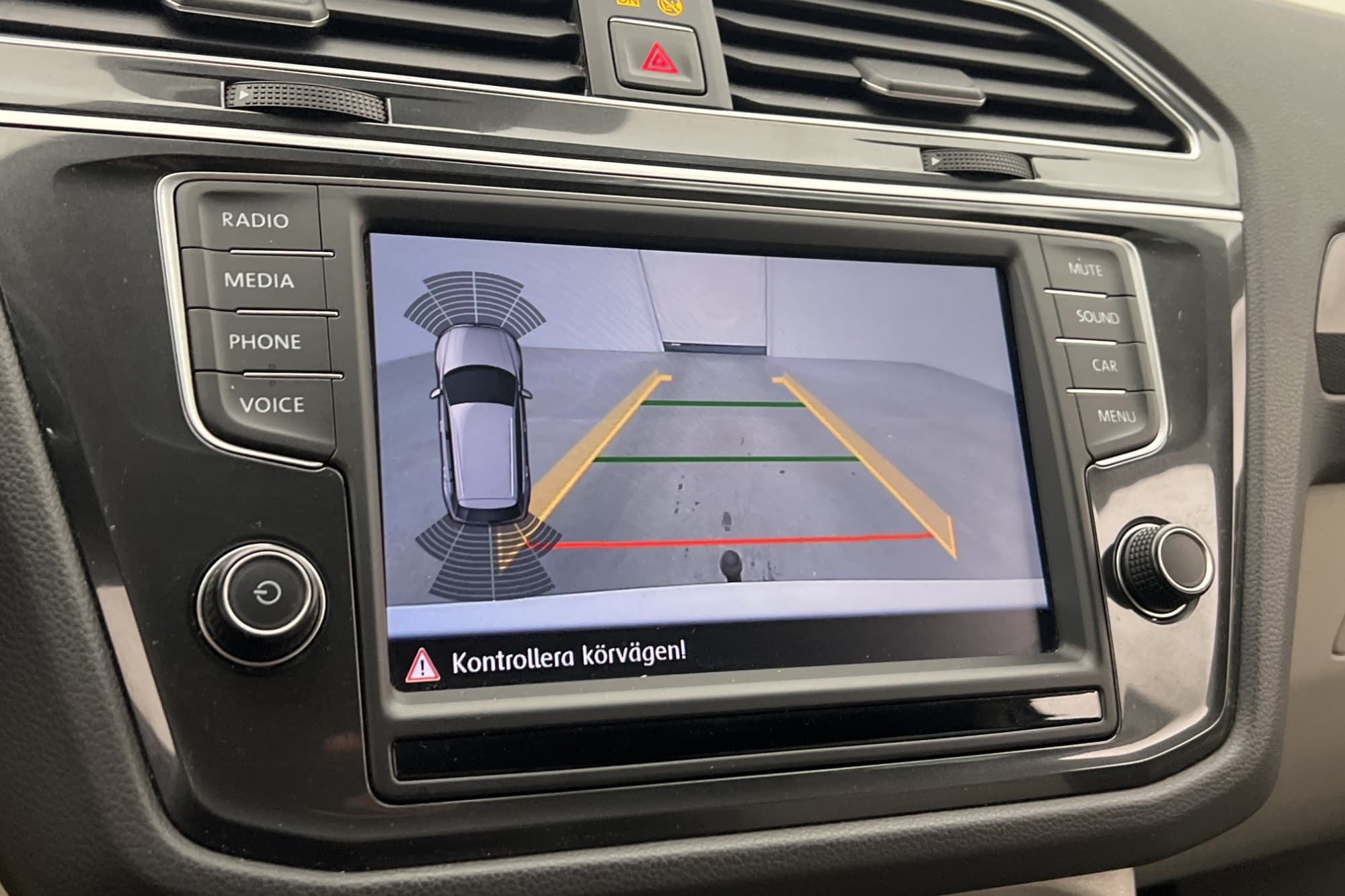 Volkswagen Tiguan TDI 4M 190hk Värmare Cockpit Kamera Drag