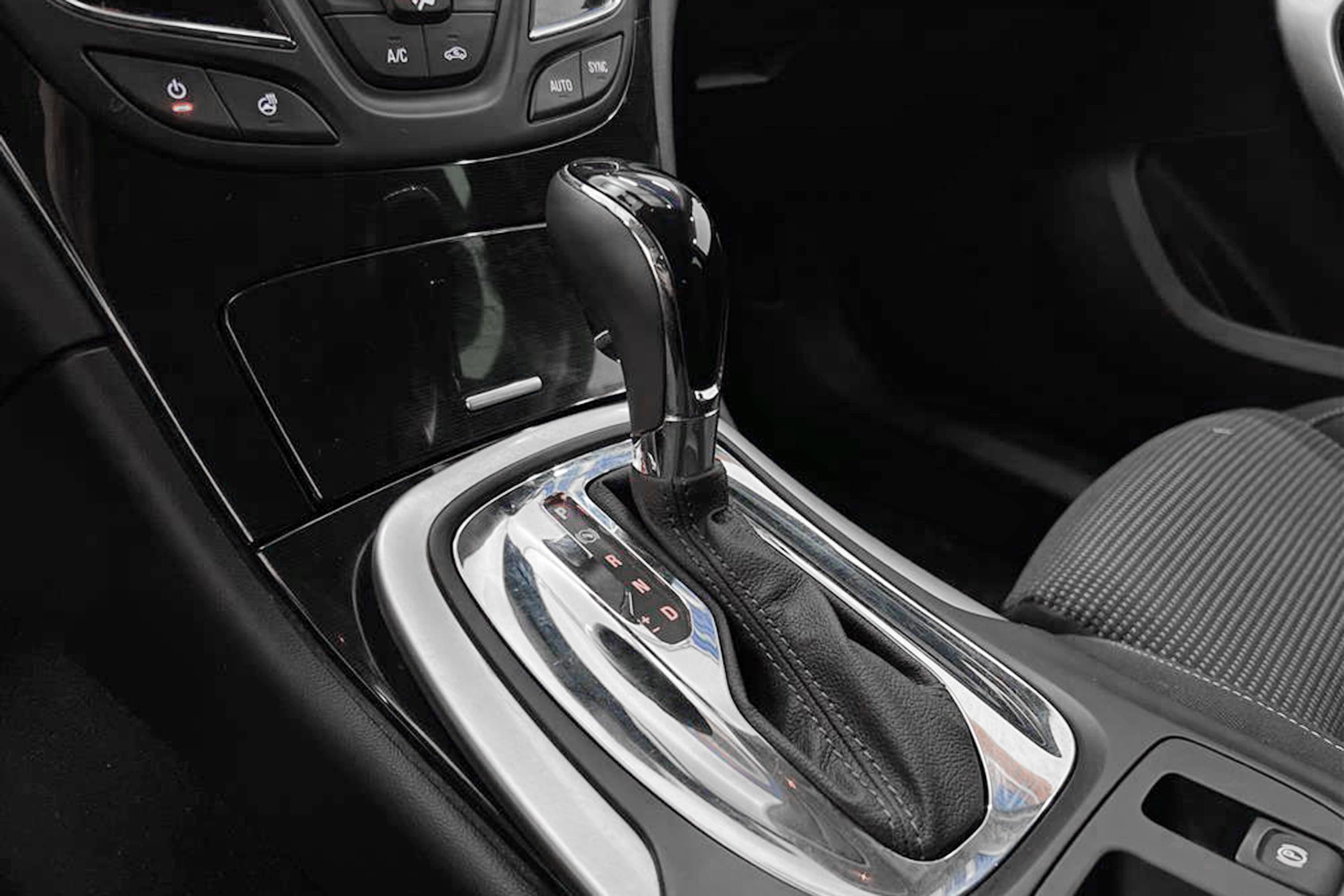 Opel Insignia 2.0 CDTI 4x4 163hk Värmare Navi Drag Välservad
